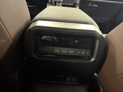 2025 Toyota Land Cruiser 4WD (Natl)