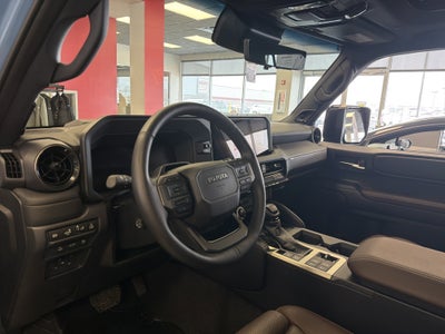 2025 Toyota Land Cruiser 4WD (Natl)