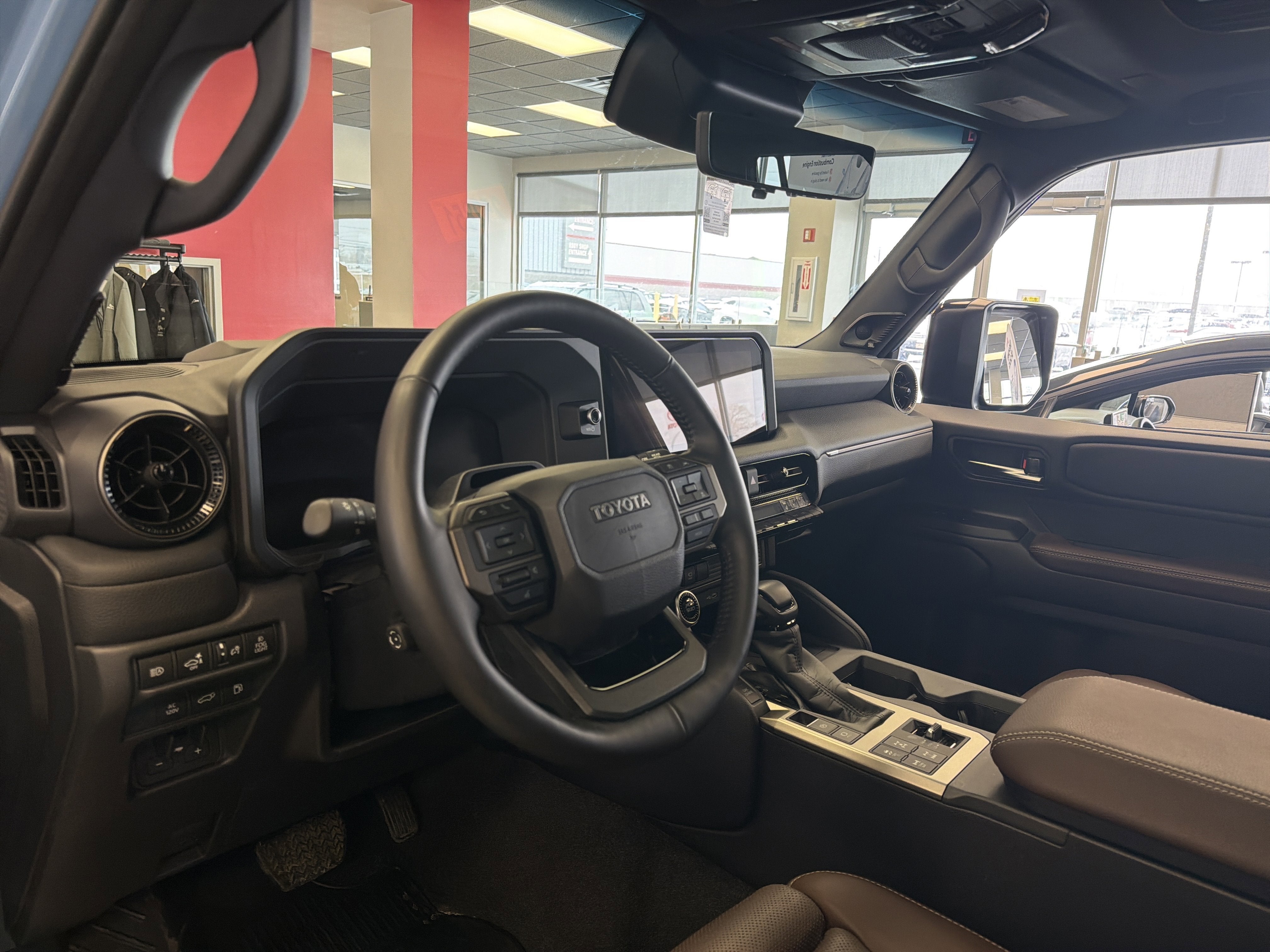 2025 Toyota Land Cruiser 4WD (Natl)