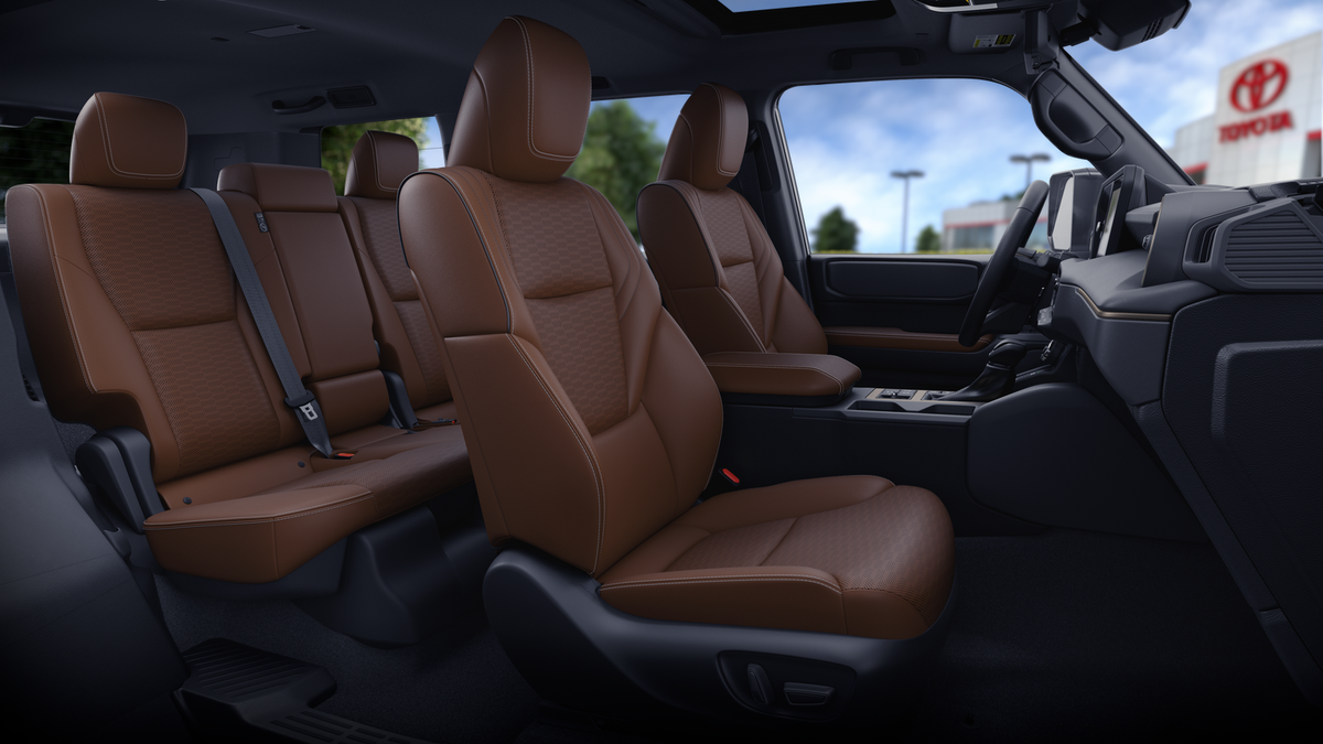 2025 Toyota Land Cruiser 4WD (Natl)