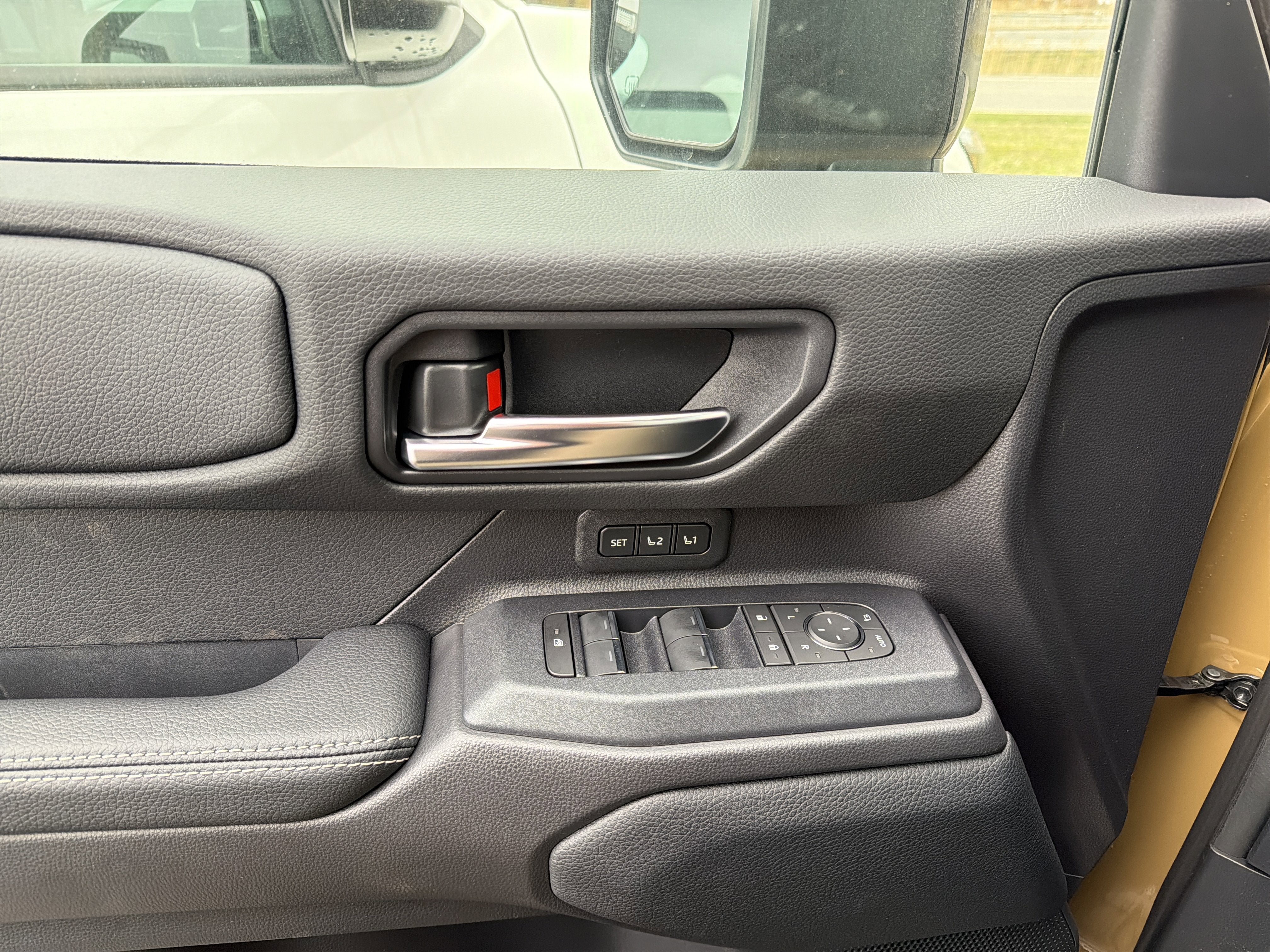 2026 Toyota Land Cruiser 4WD (Natl)