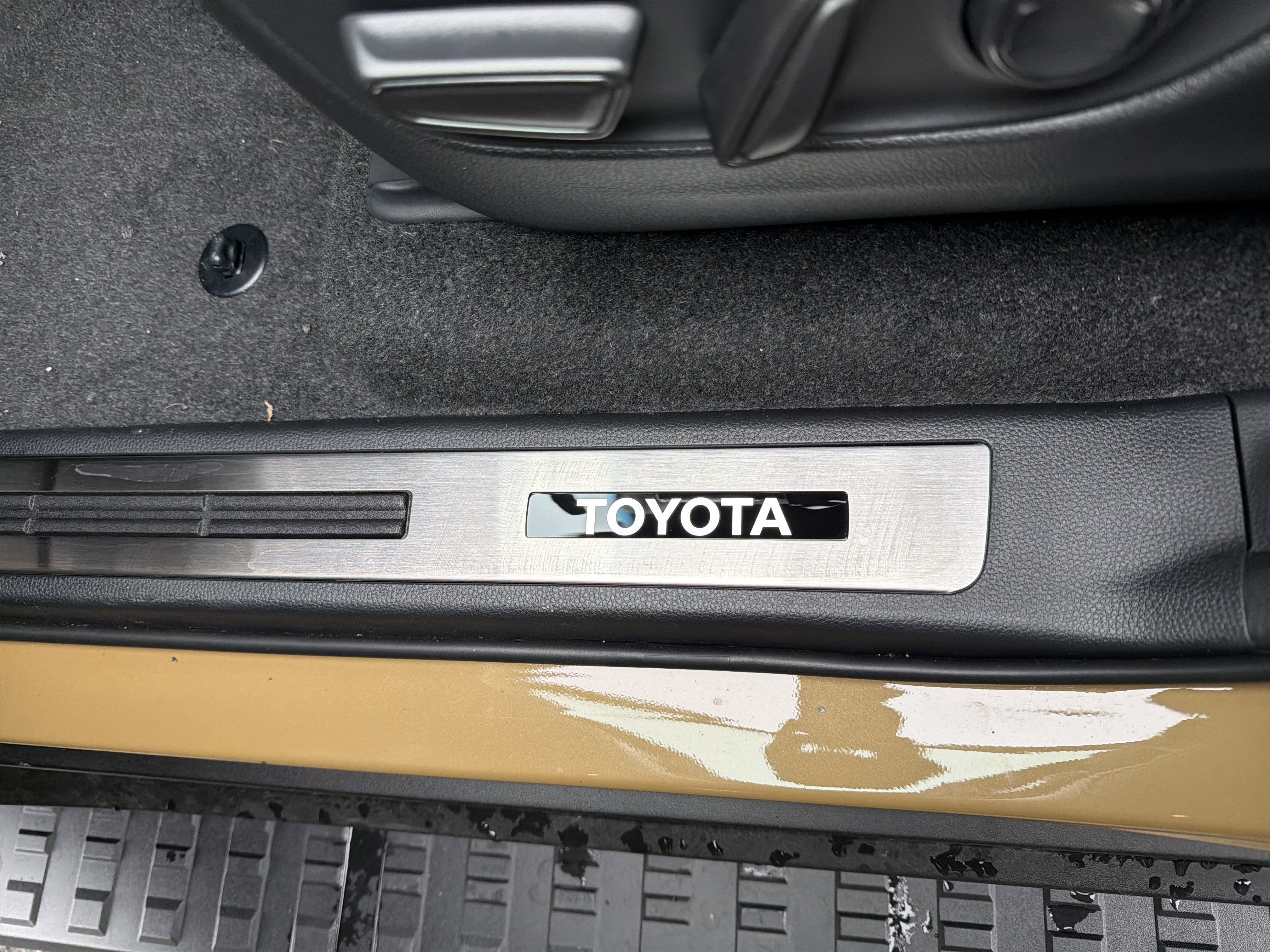 2026 Toyota Land Cruiser 4WD (Natl)