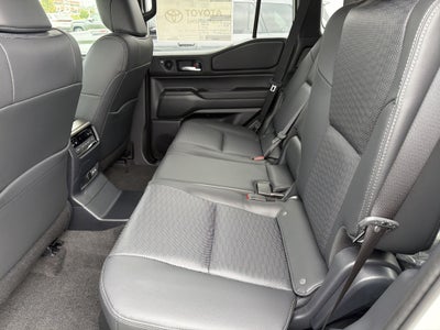 2027 Toyota Land Cruiser 4WD (Natl)