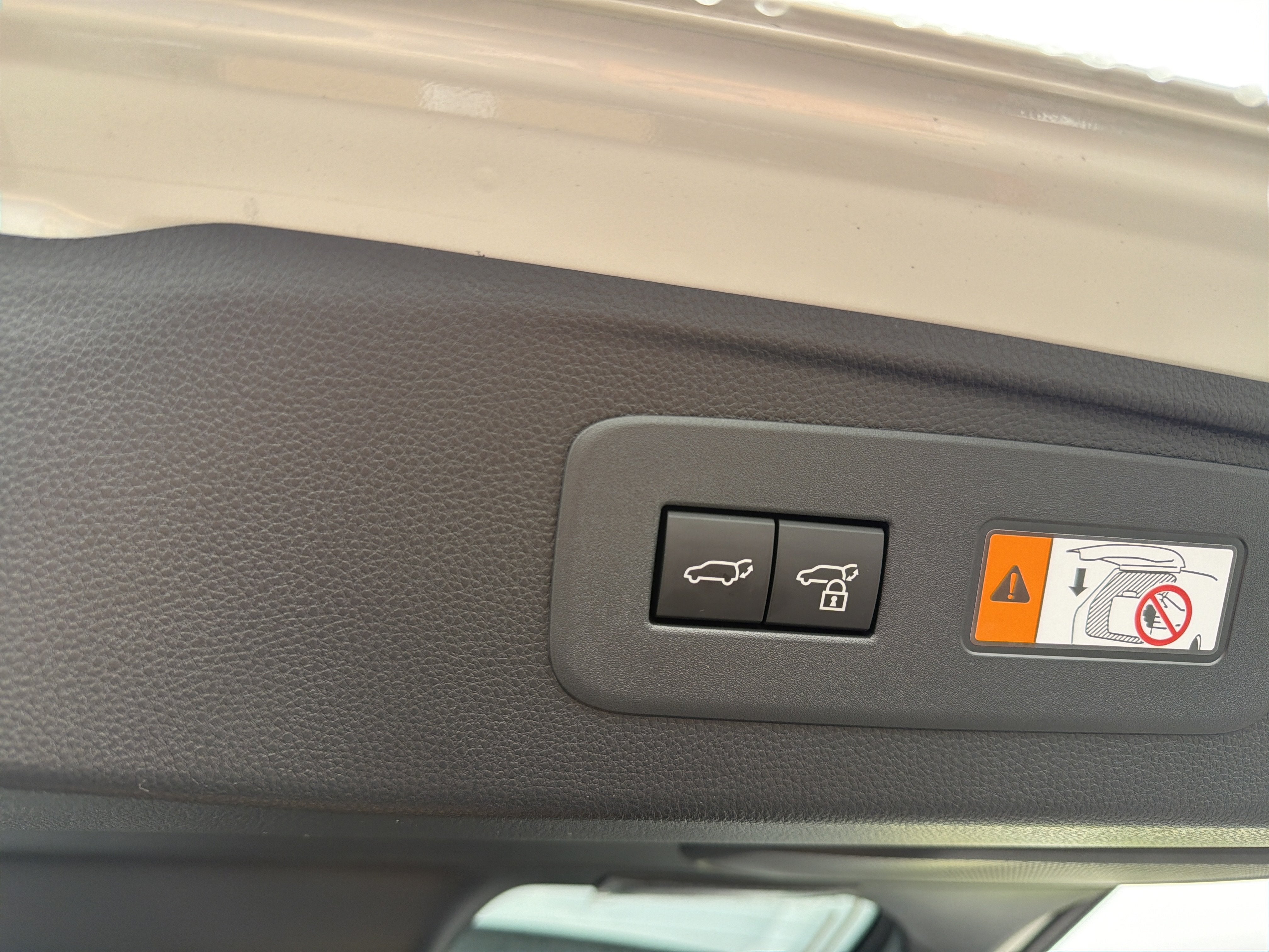 2027 Toyota Land Cruiser 4WD (Natl)