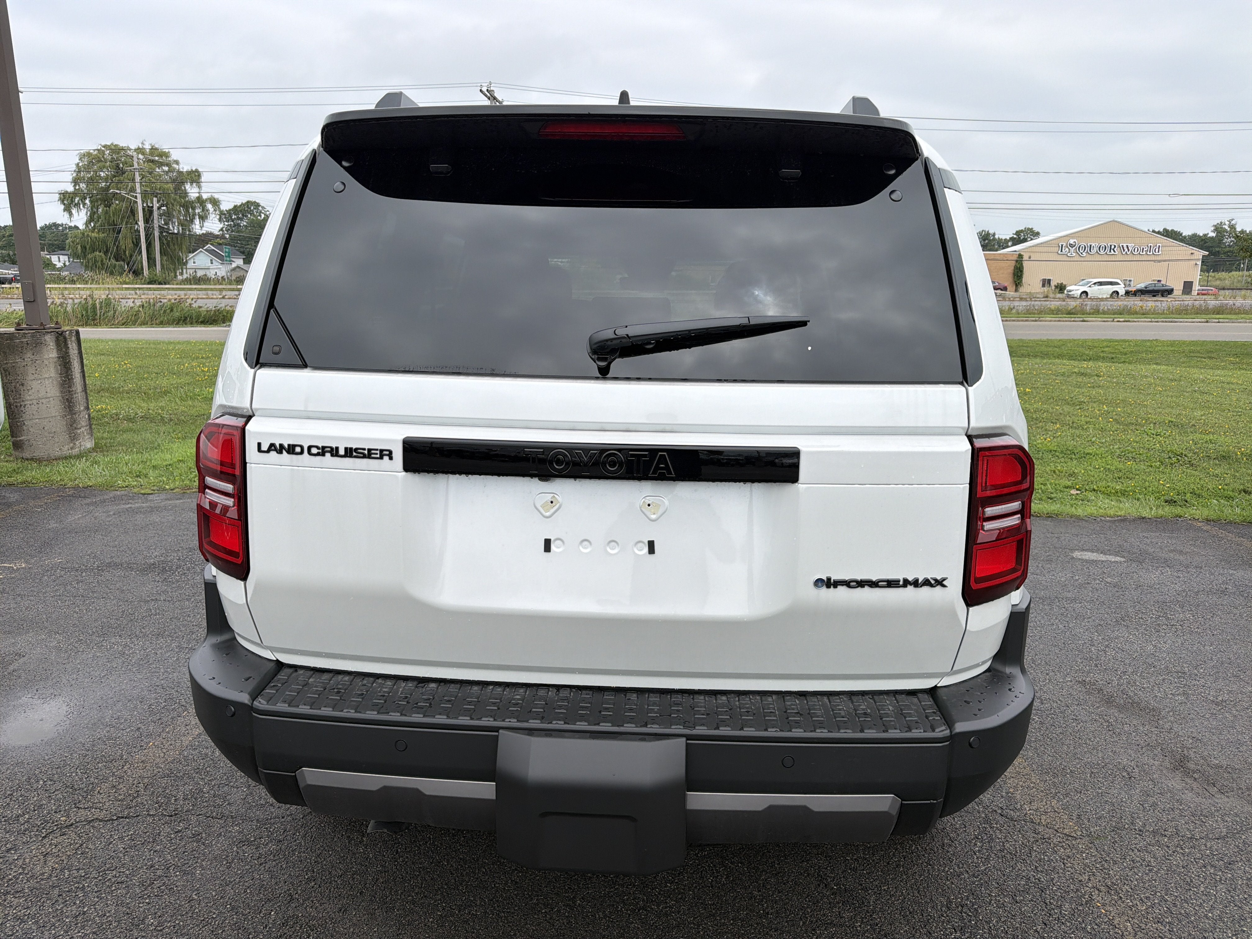 2027 Toyota Land Cruiser 4WD (Natl)