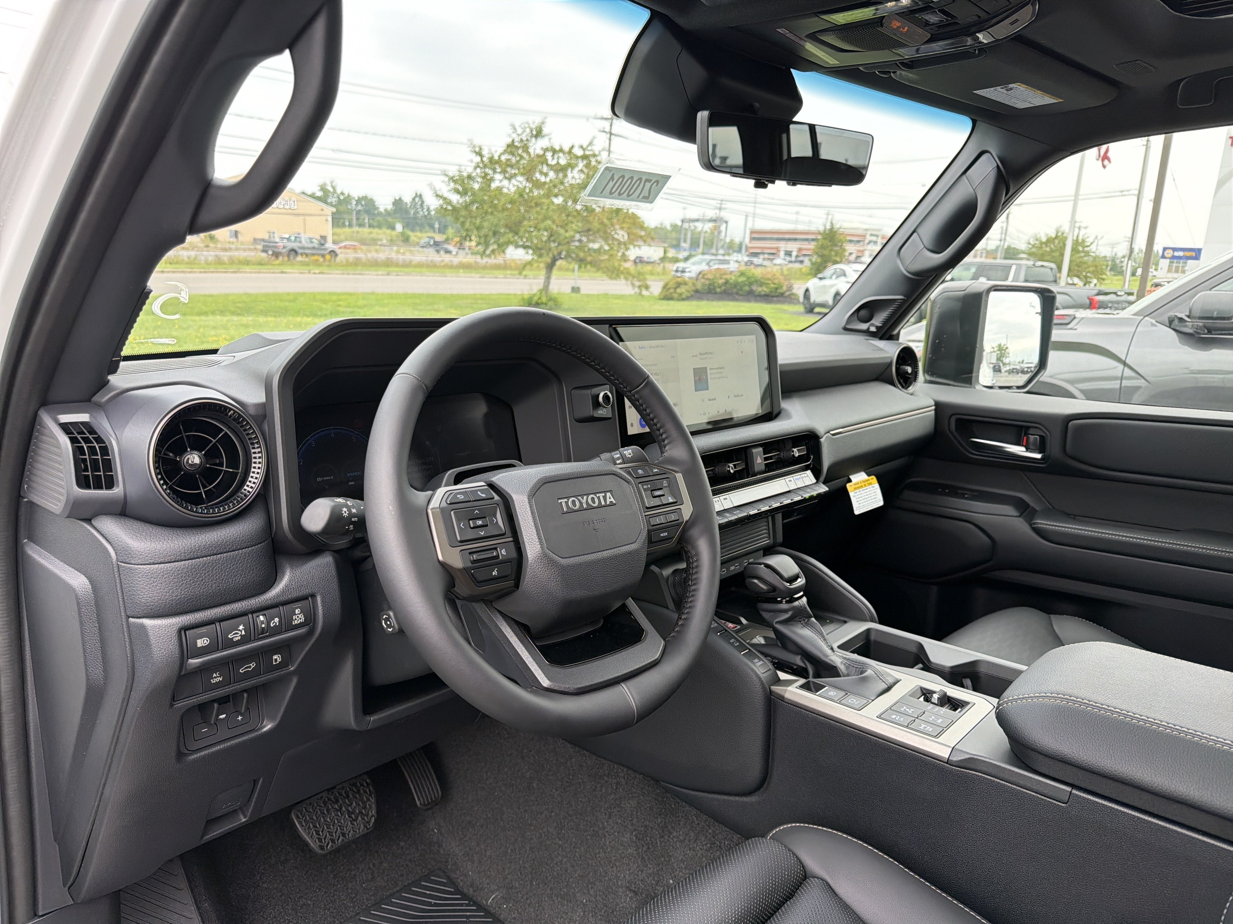 2027 Toyota Land Cruiser 4WD (Natl)