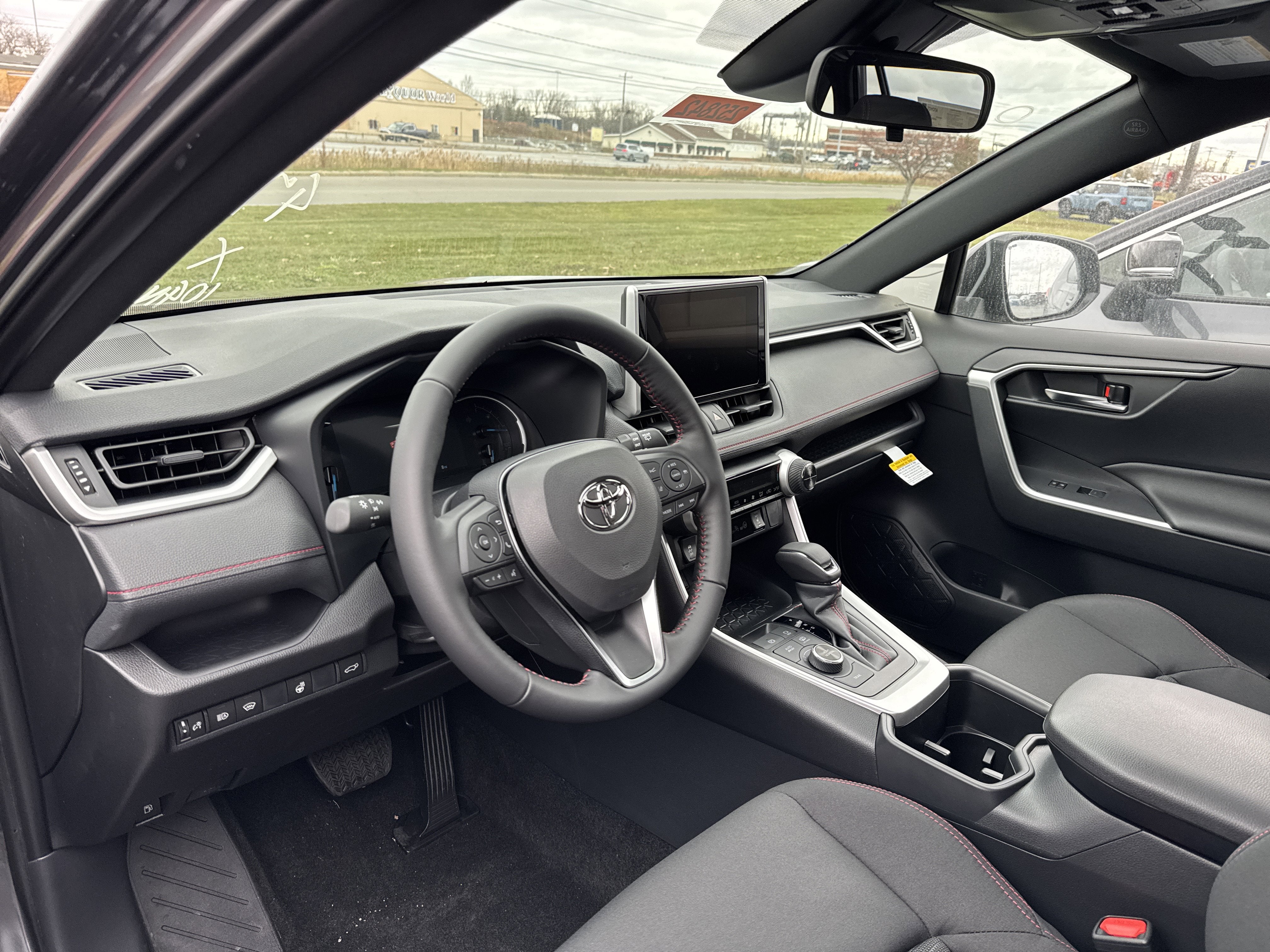 2025 Toyota RAV4 Plug-in Hybrid SE