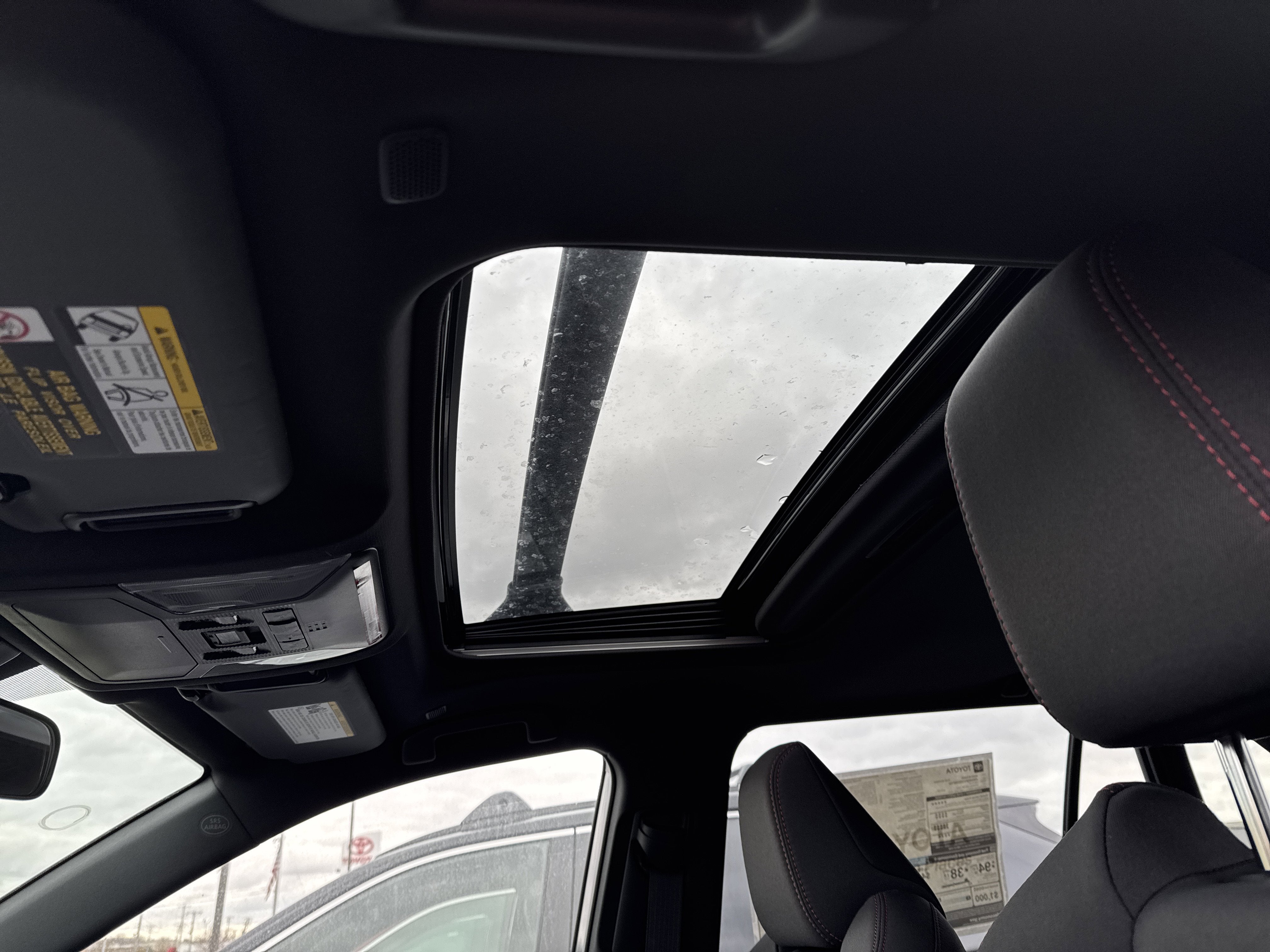 2025 Toyota RAV4 Plug-in Hybrid SE