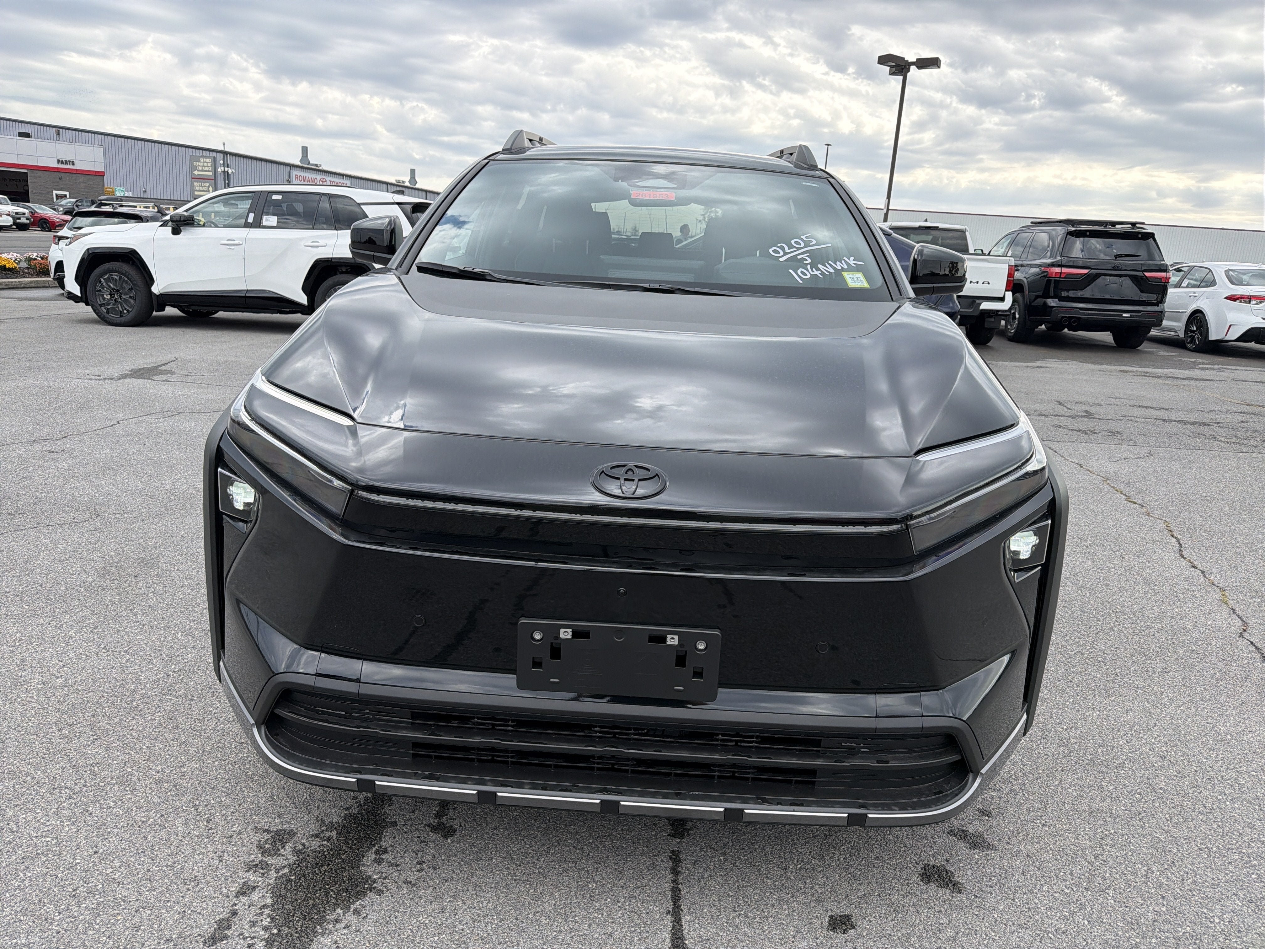2026 Toyota bZ Woodland AWD (Natl)