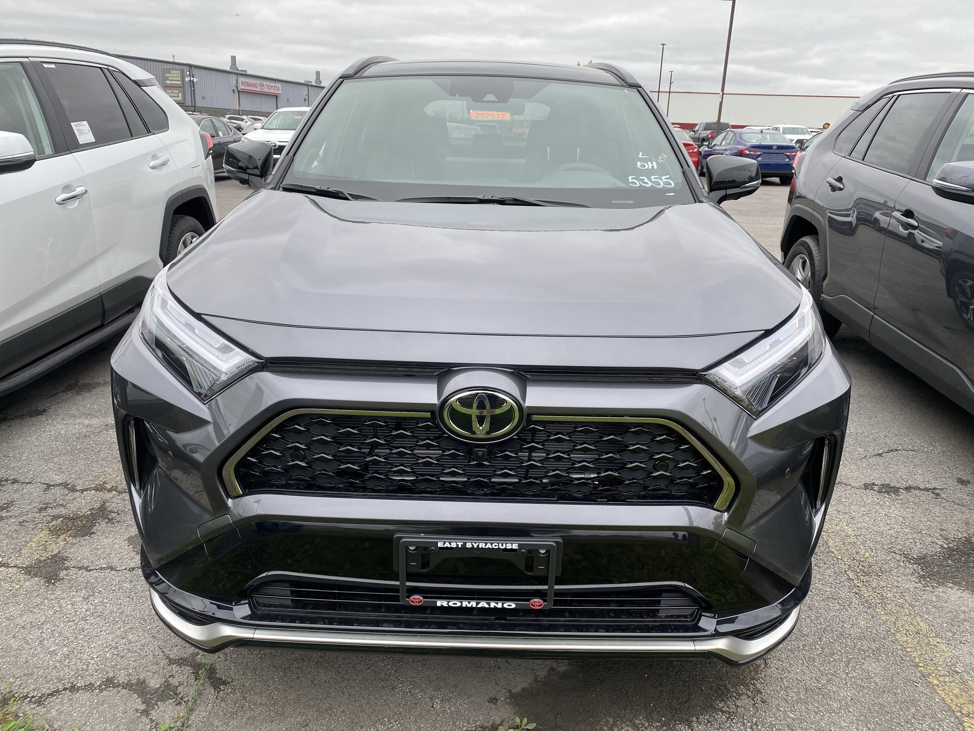 2025 Toyota RAV4 Plug-in Hybrid XSE