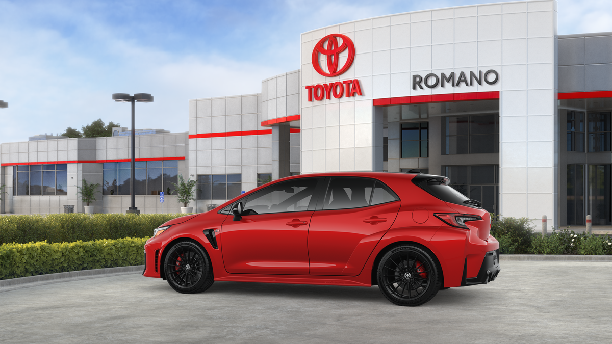 2026 Toyota GR Corolla Premium Plus MT