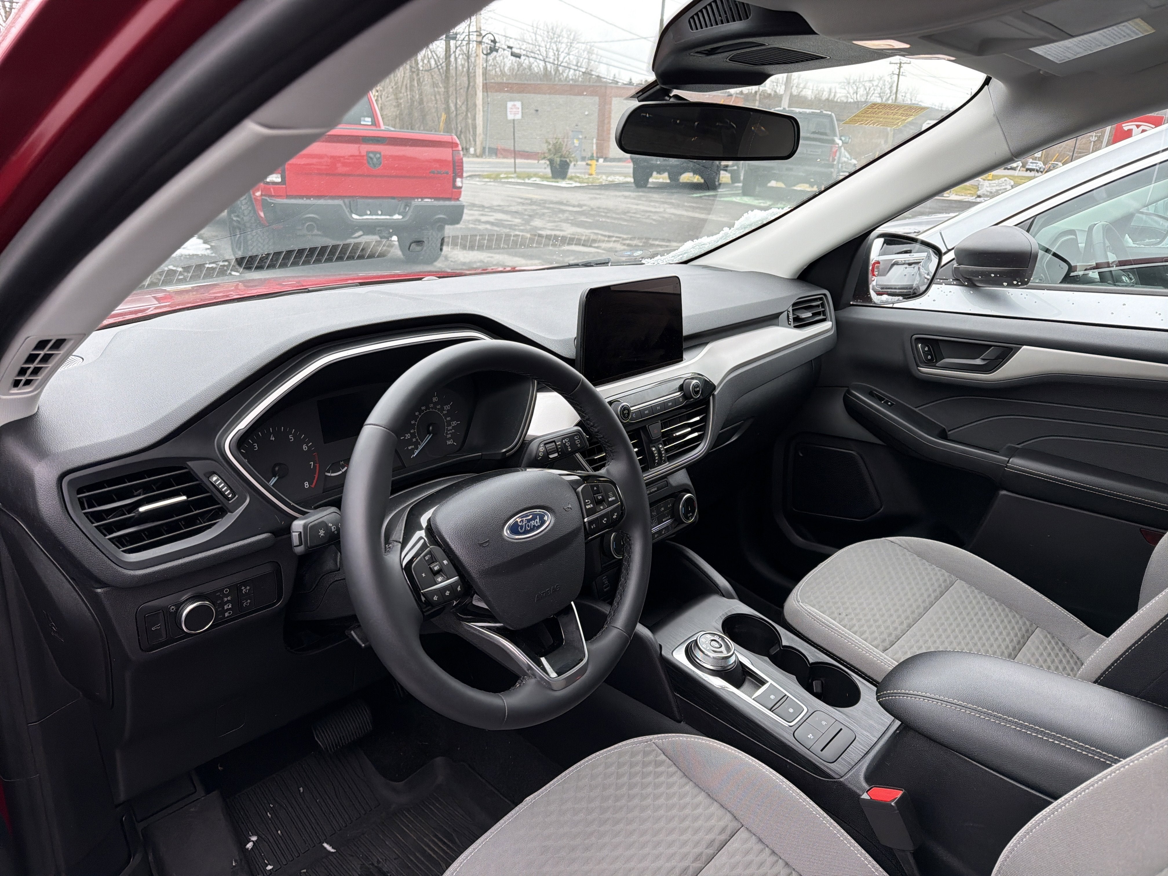 2022 Ford Escape SE