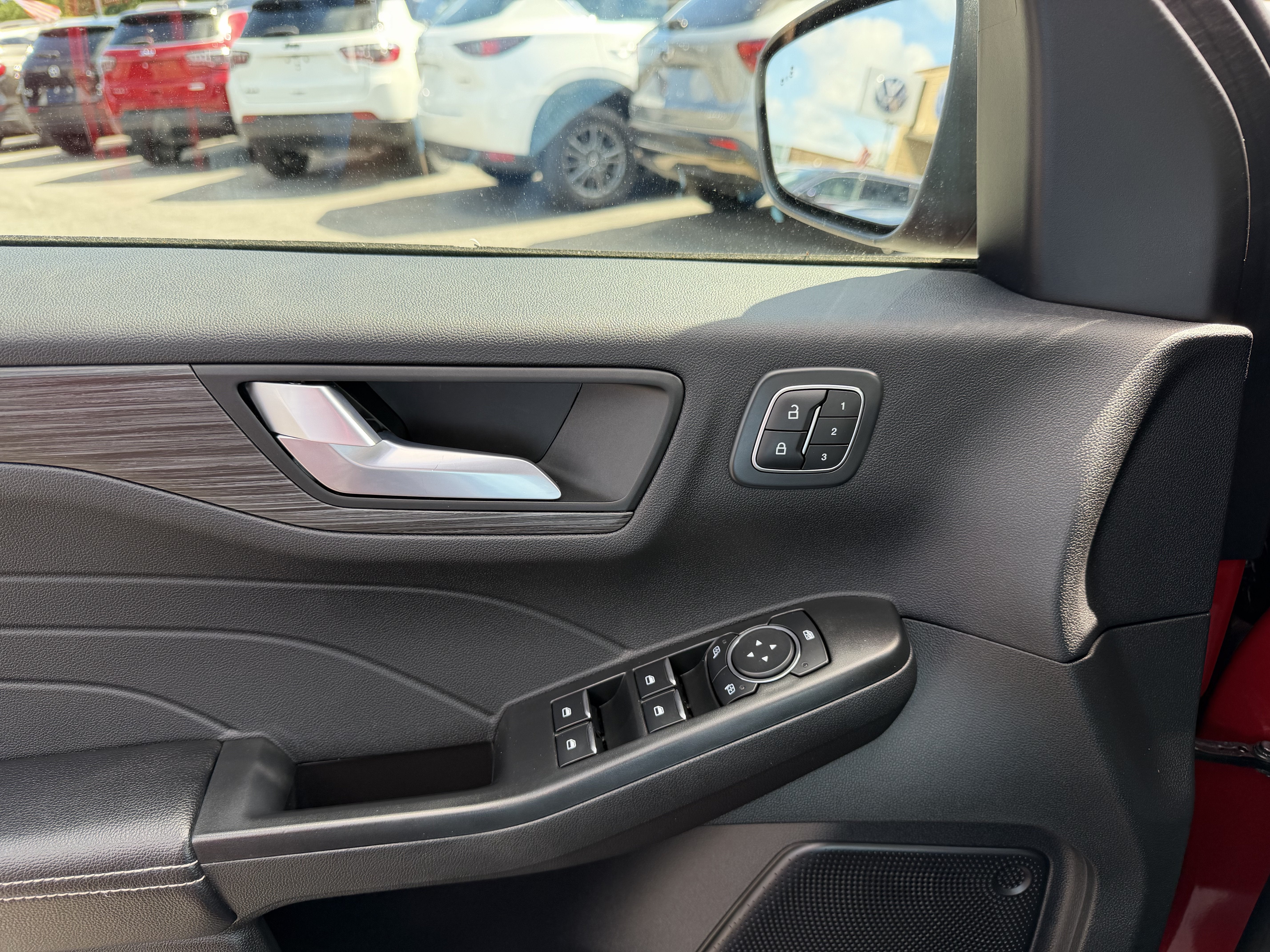 2023 Ford Escape Platinum