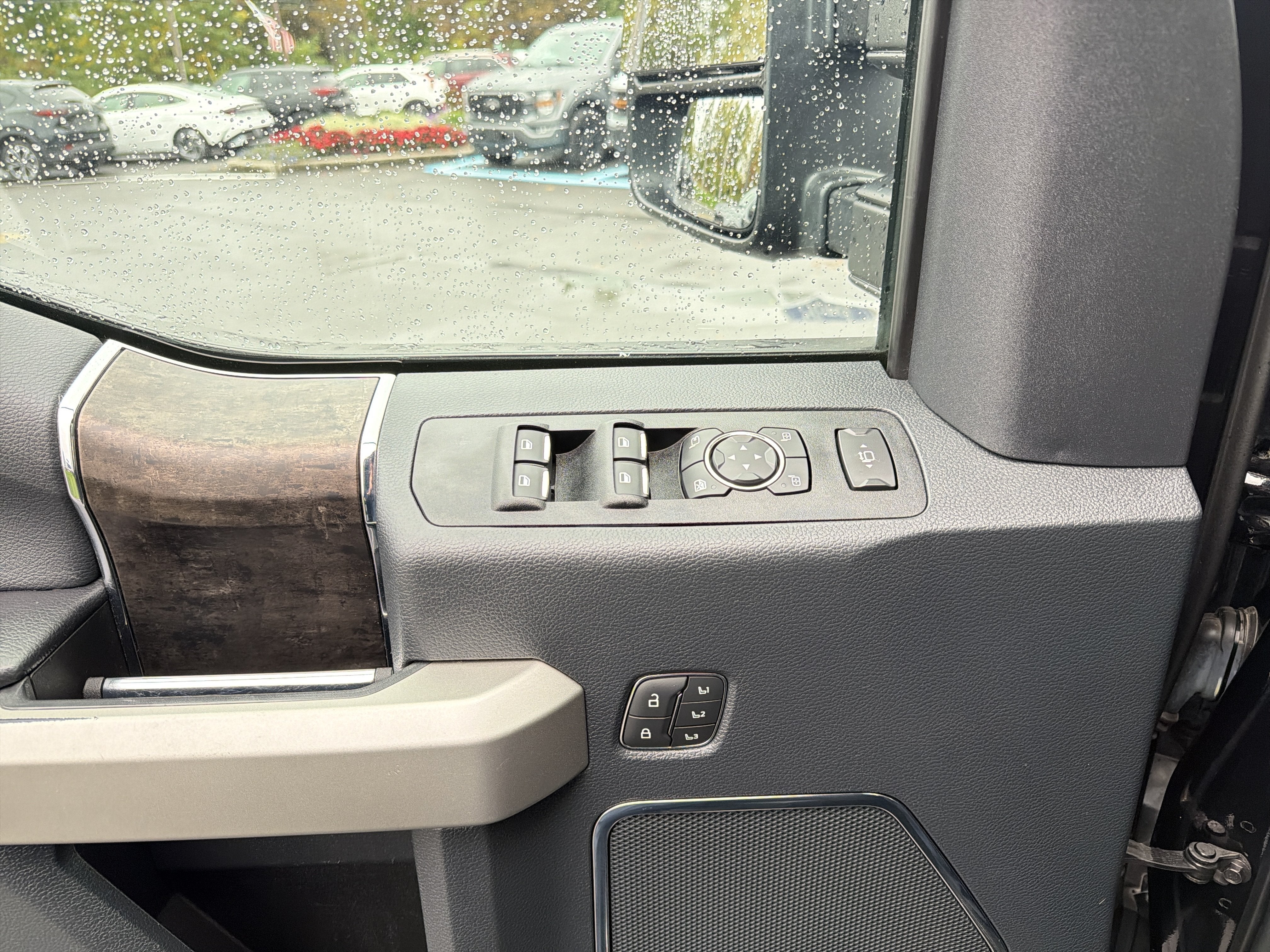2022 Ford Super Duty F-350 SRW LARIAT