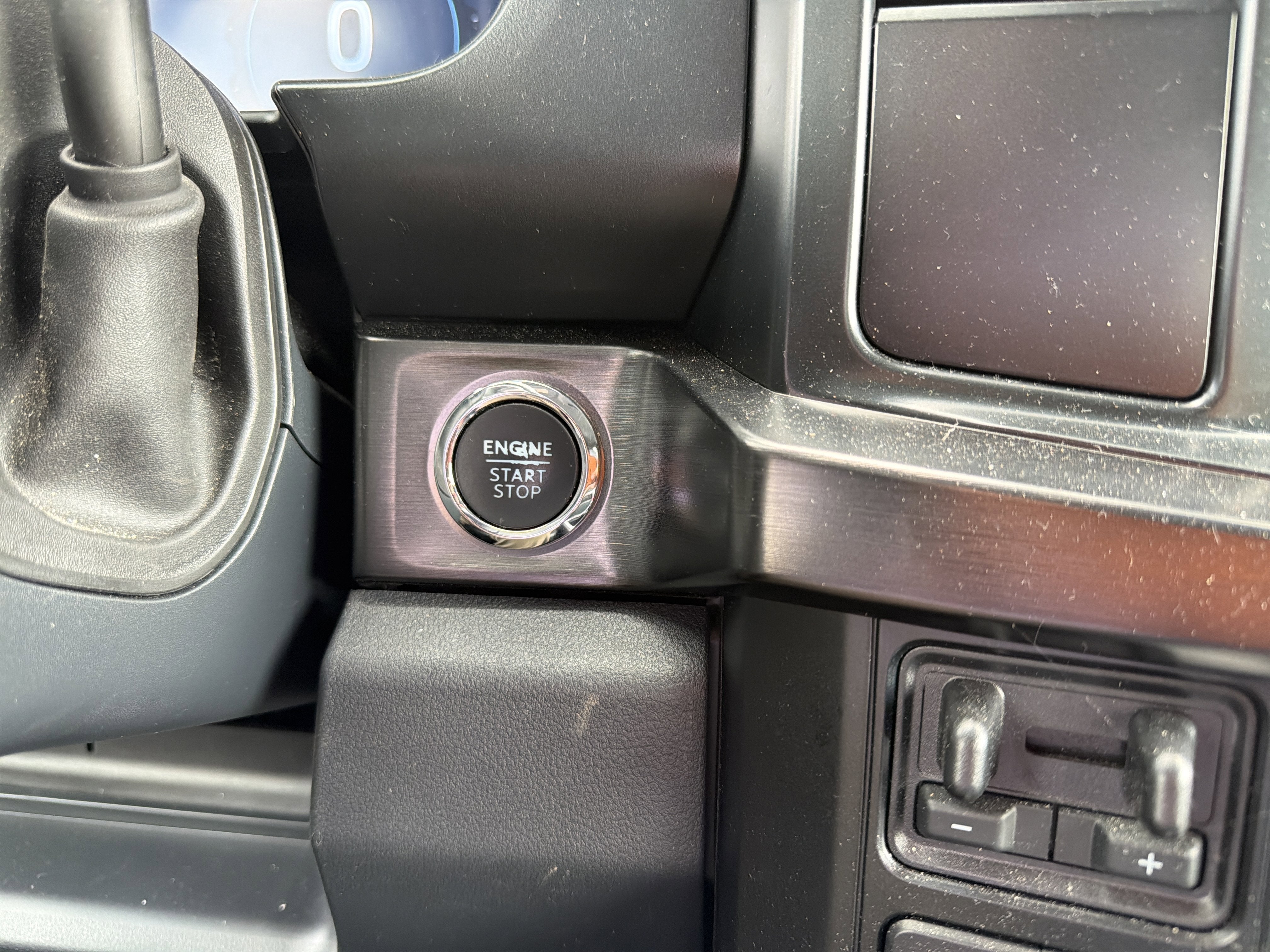 2023 Ford Super Duty F-250 SRW LARIAT