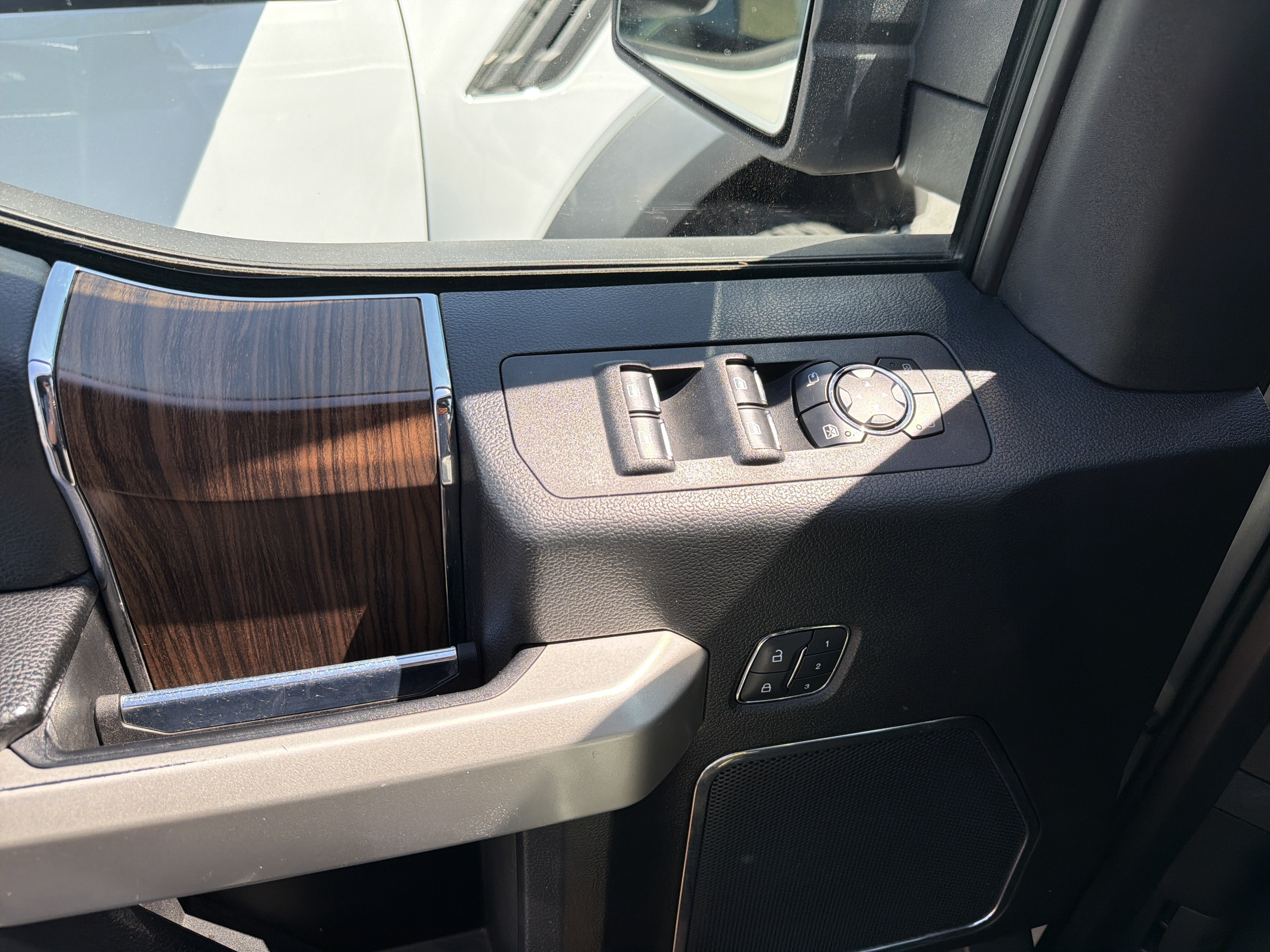 2016 Ford F-150 Base