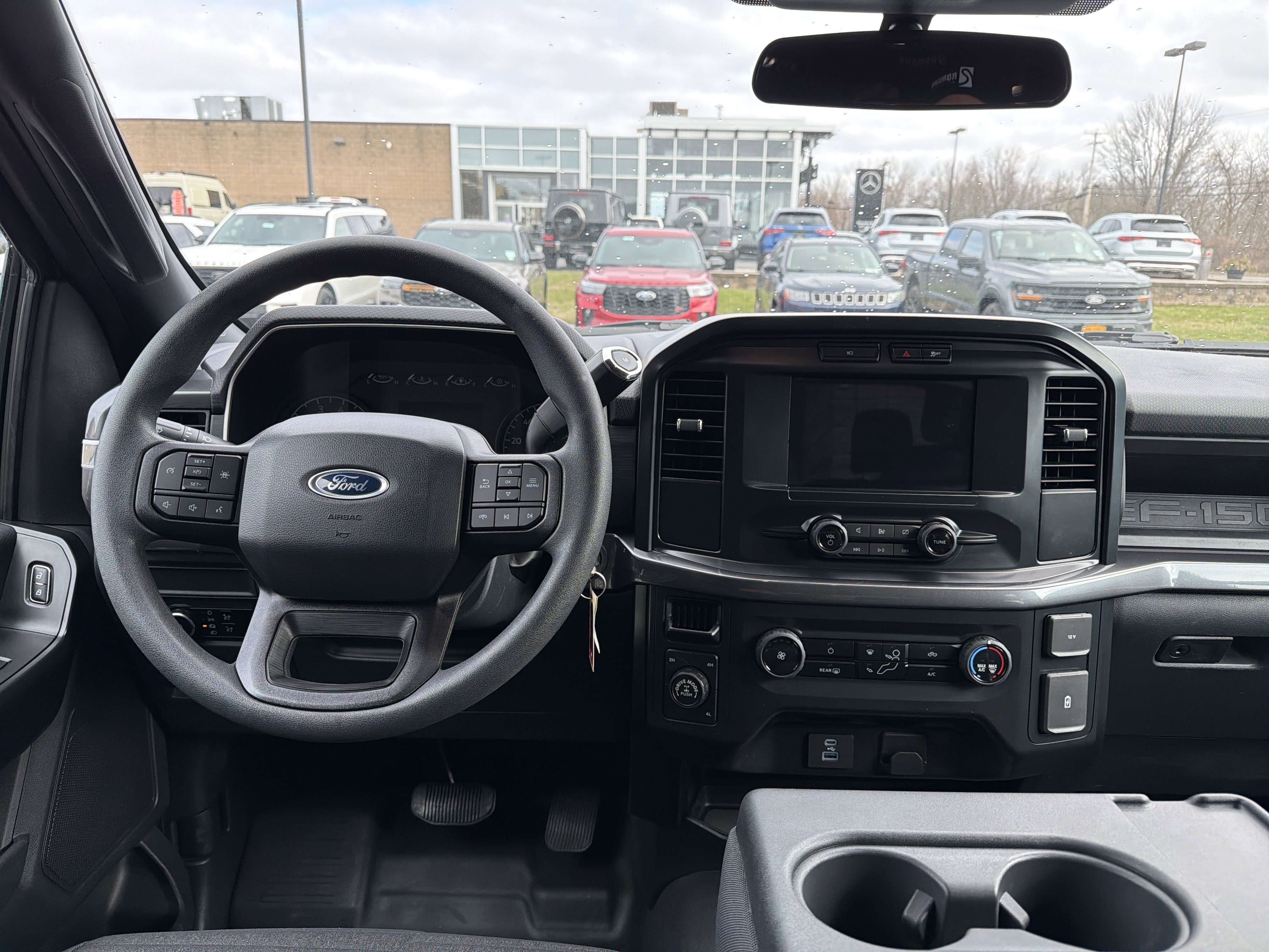 2023 Ford F-150 STX