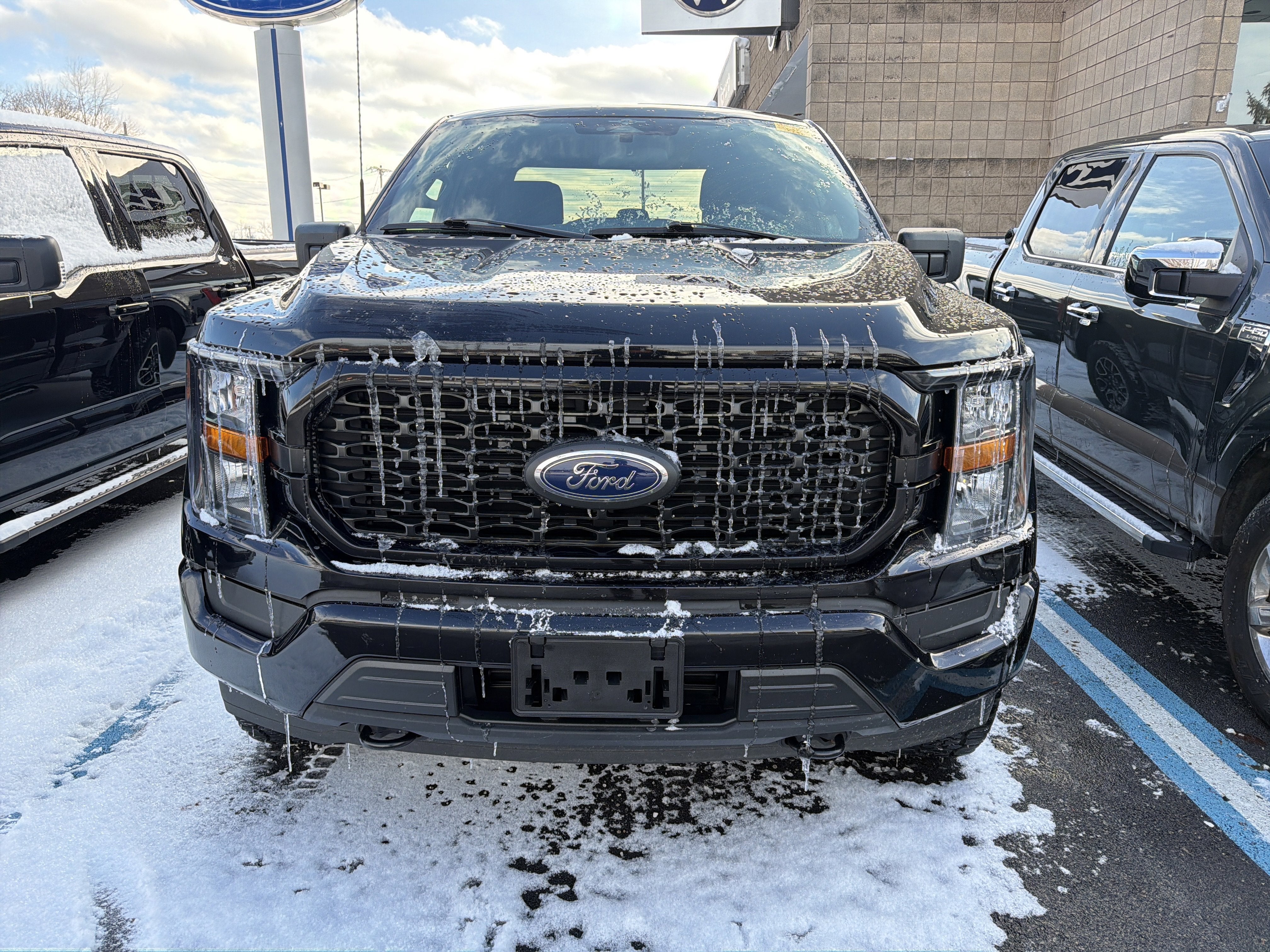 2023 Ford F-150 XL