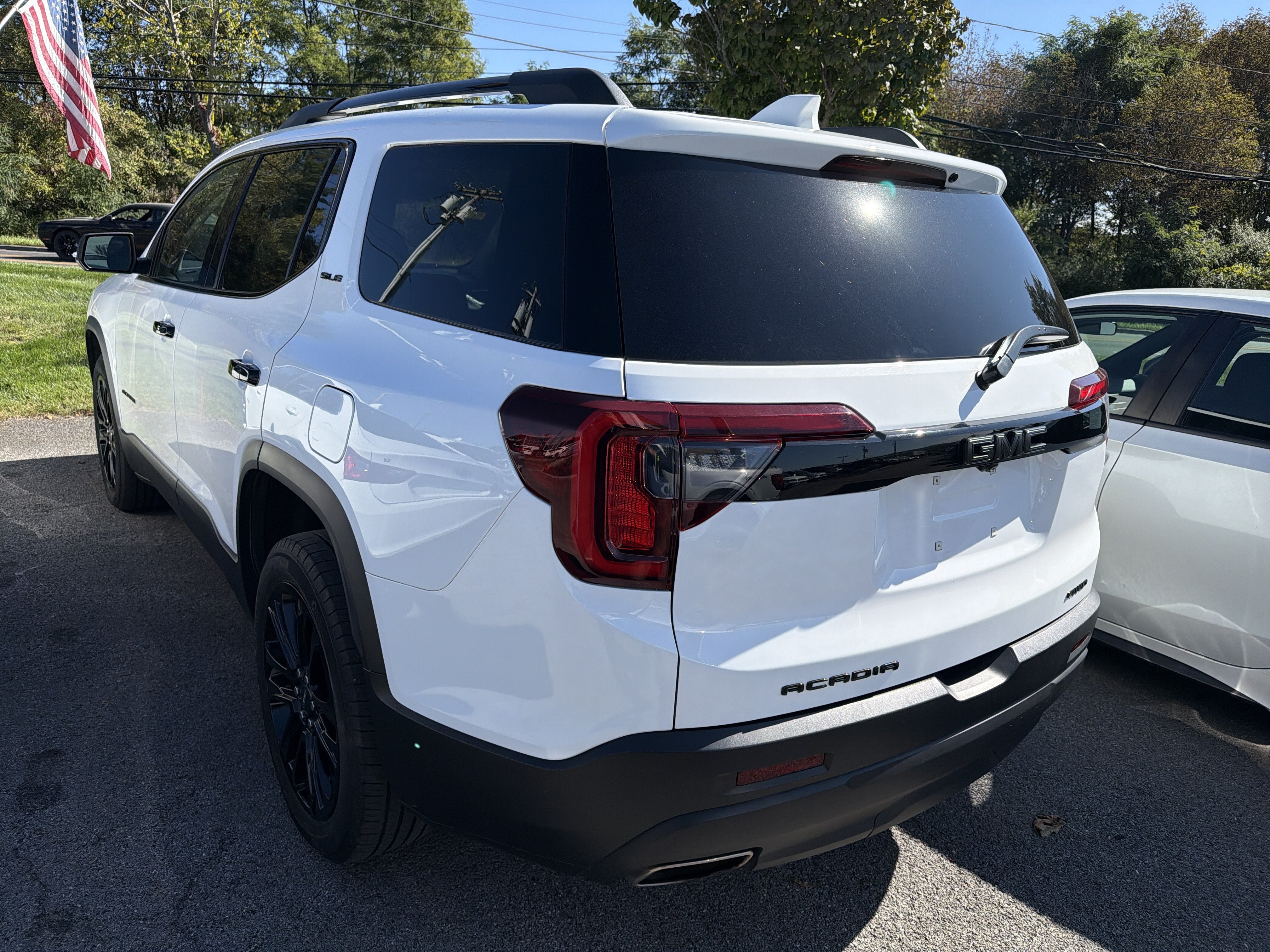 2023 GMC Acadia SLE
