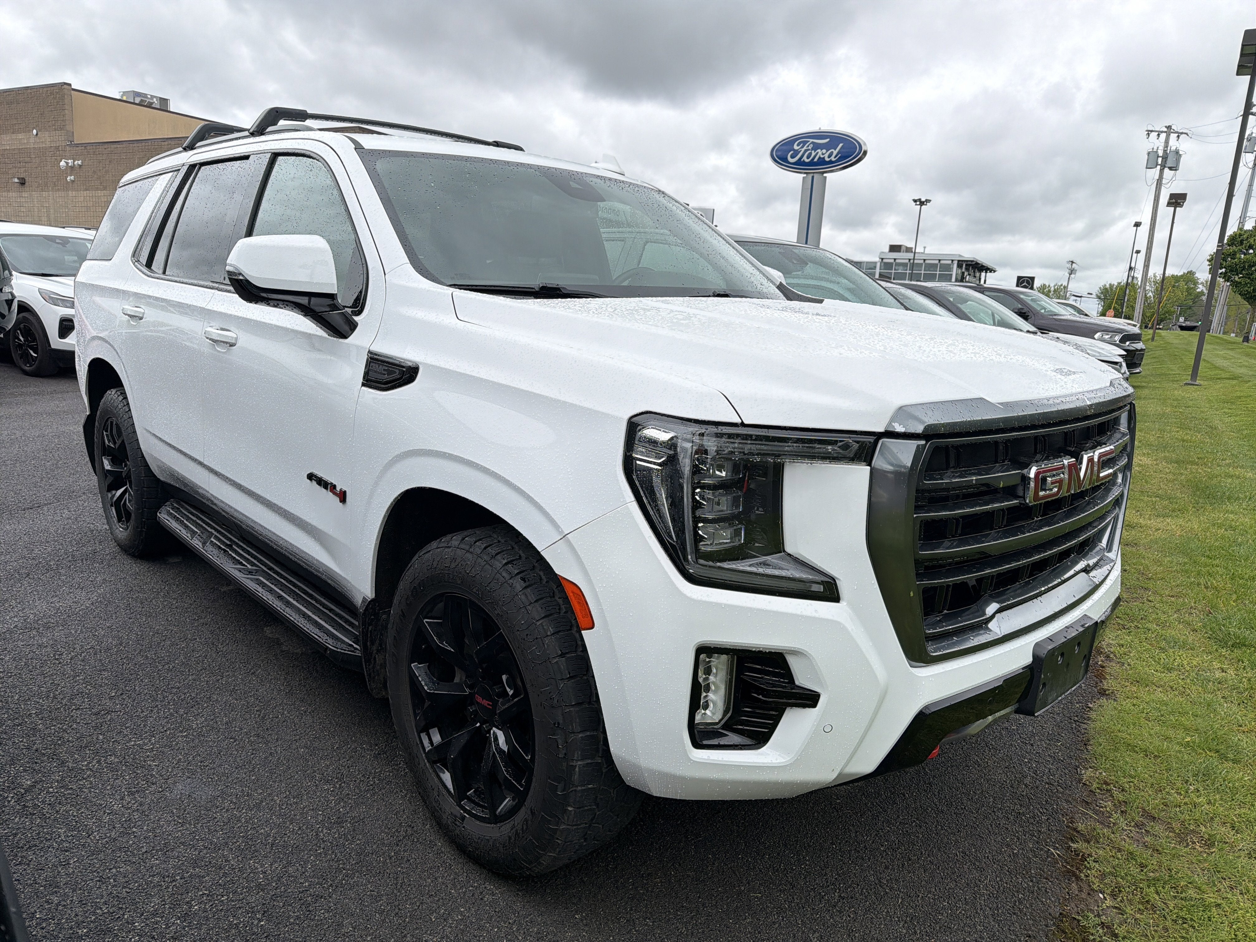 2022 GMC Yukon AT4