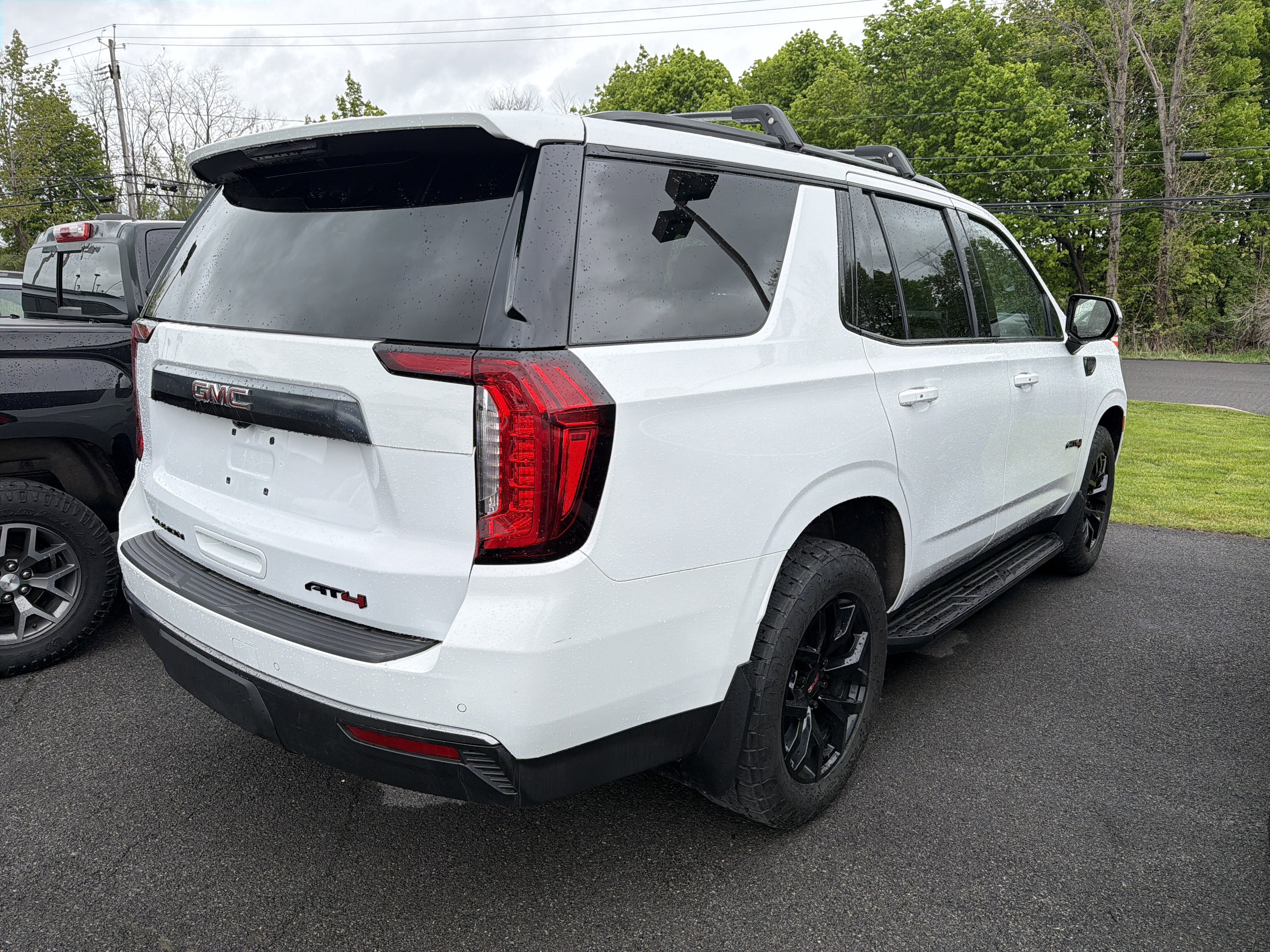 2022 GMC Yukon AT4