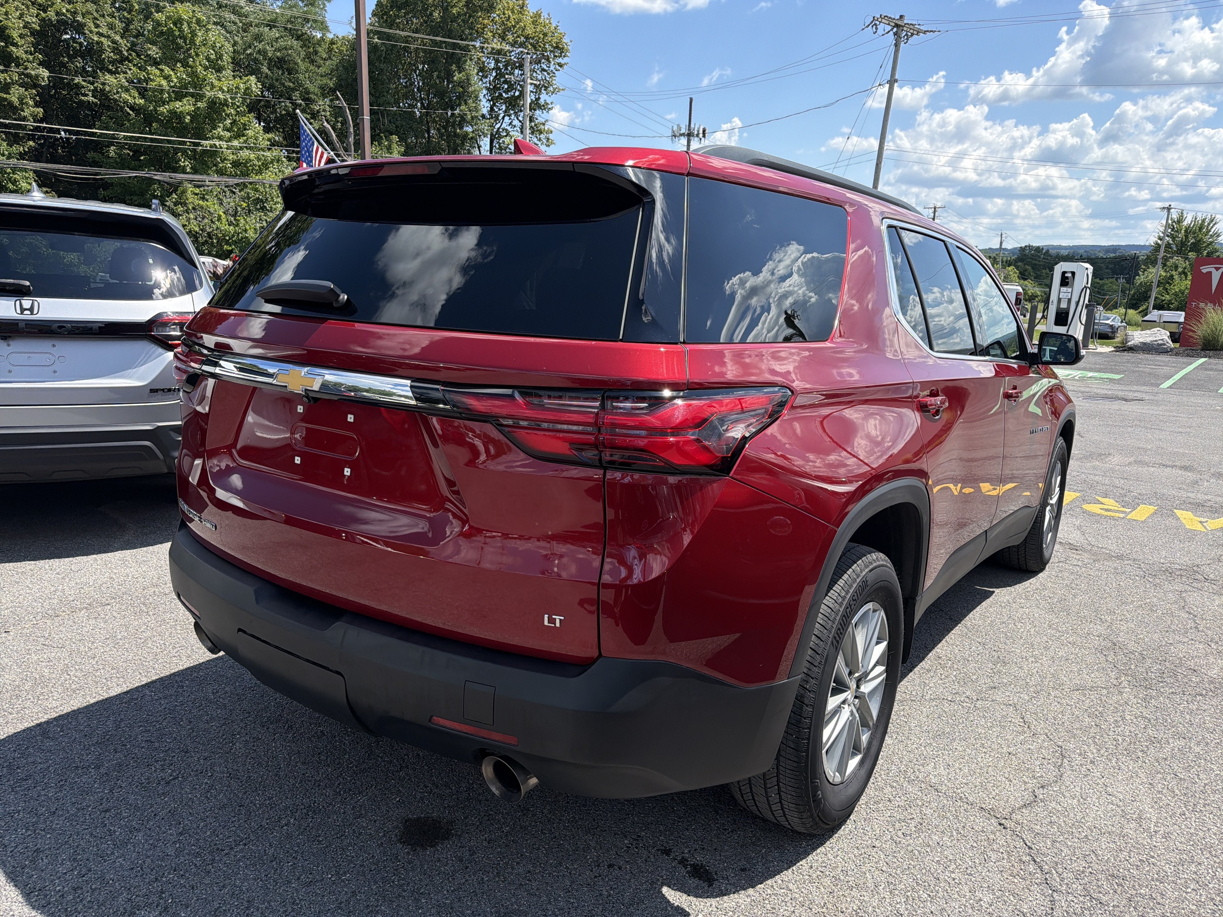 2023 Chevrolet Traverse LT Cloth