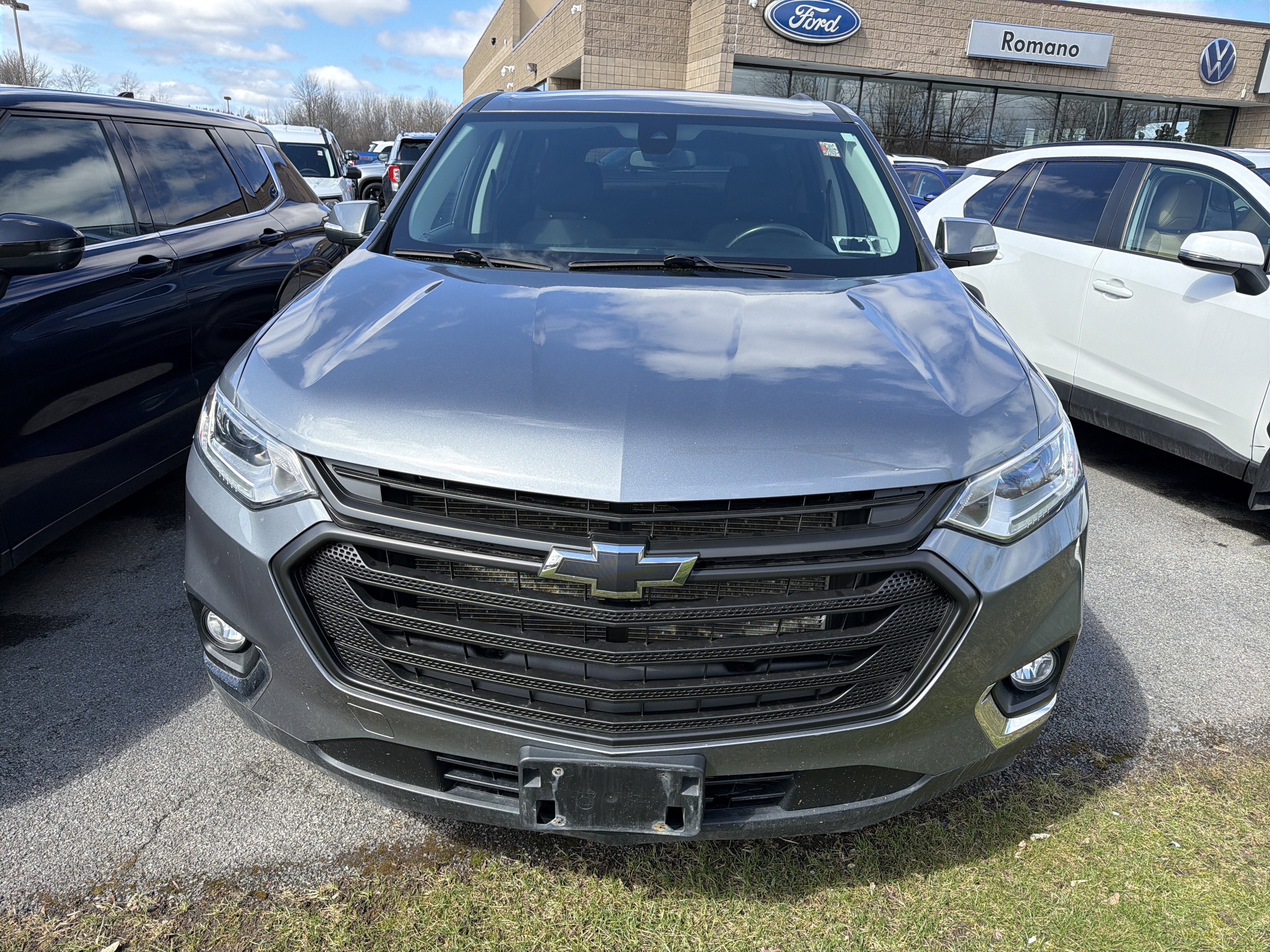 2021 Chevrolet Traverse LT Cloth
