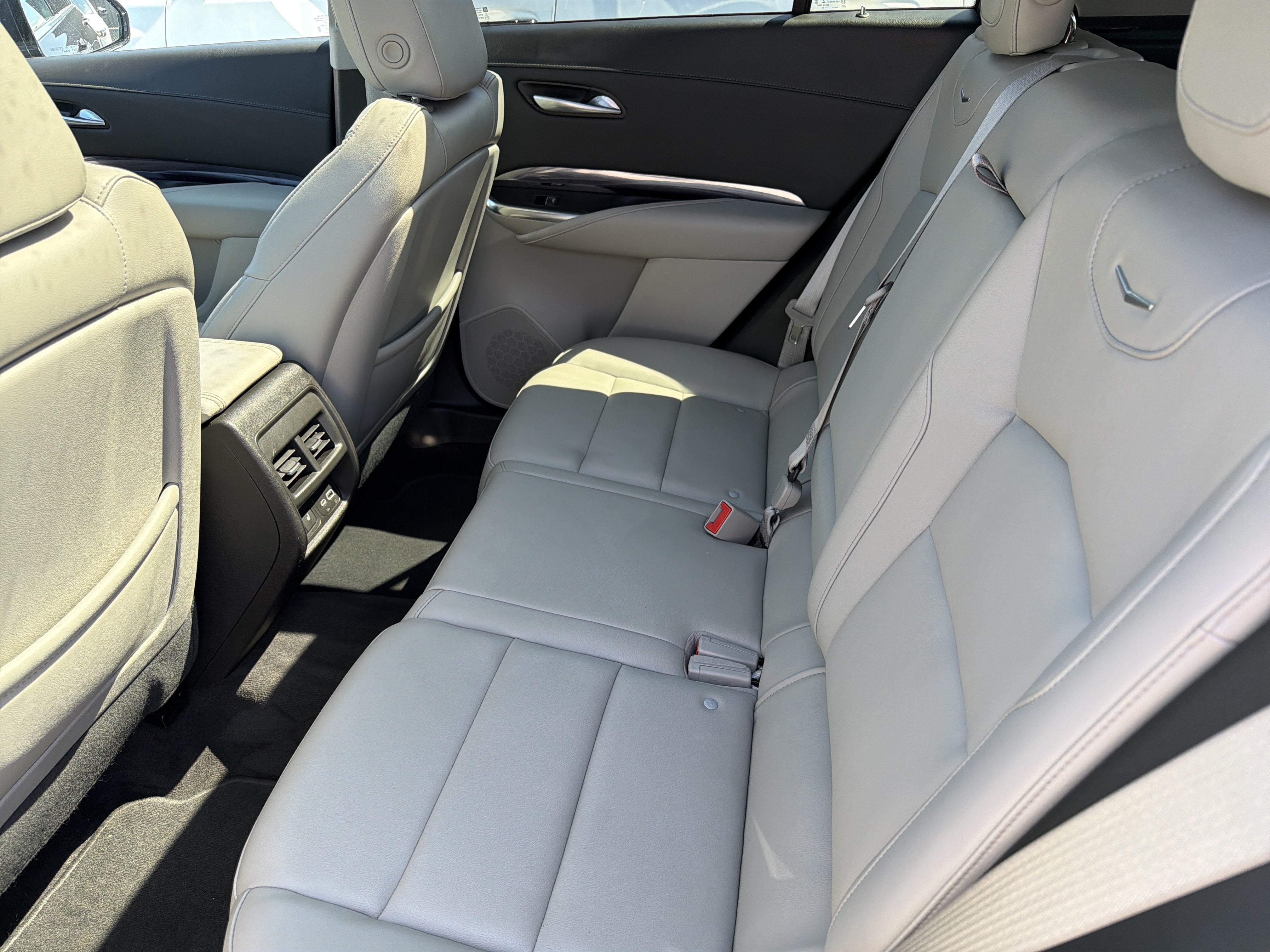 2023 Cadillac XT4 AWD Luxury