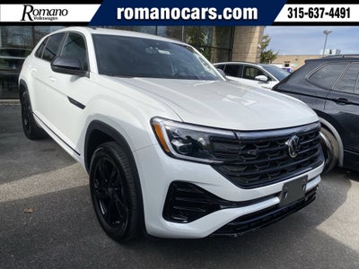 2025 Volkswagen Atlas Cross Sport 2.0T SEL R-Line Black