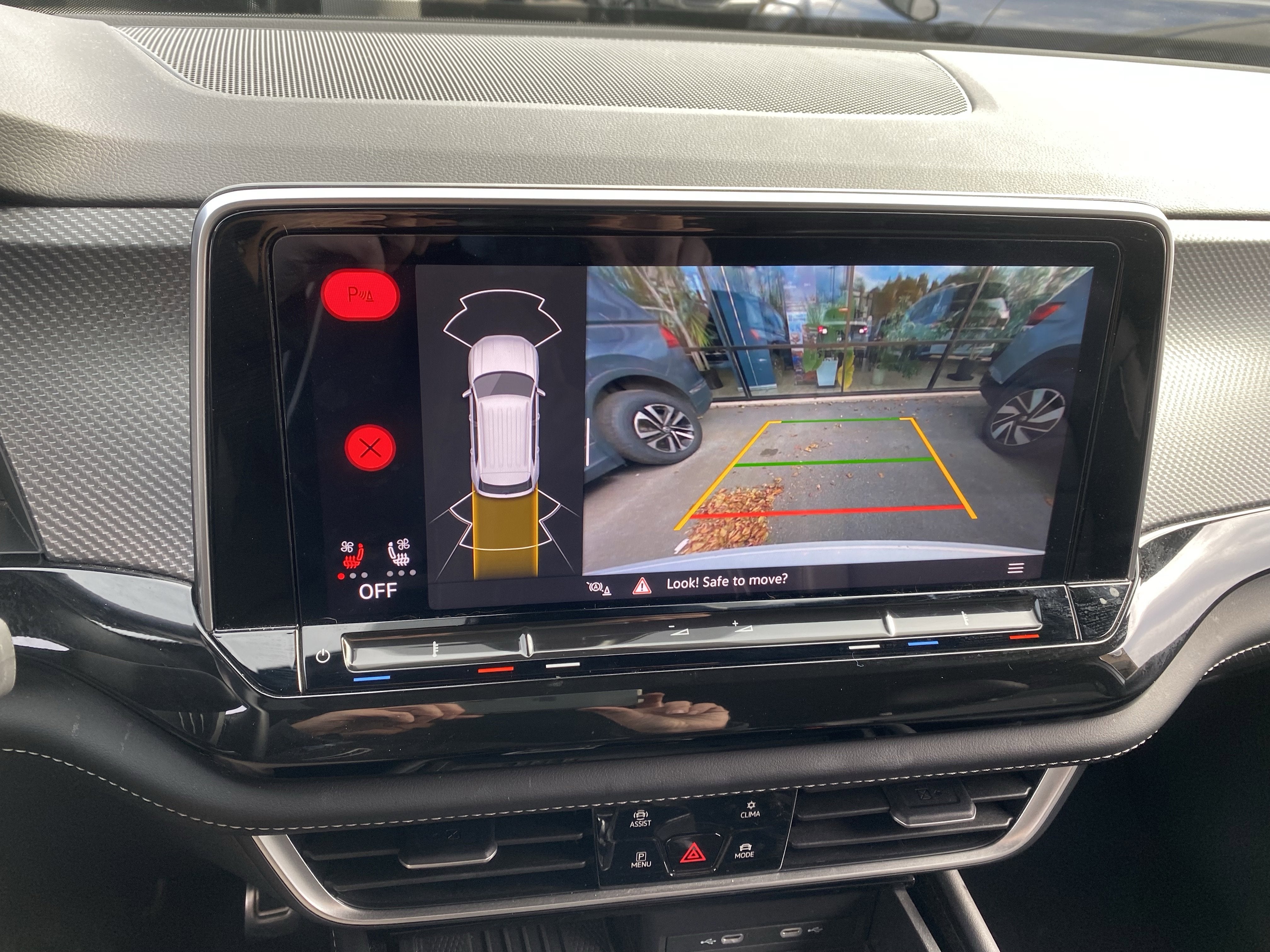 2025 Volkswagen Atlas Cross Sport 2.0T SEL R-Line Black