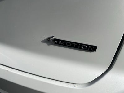 2025 Volkswagen Atlas Cross Sport 2.0T SEL R-Line Black