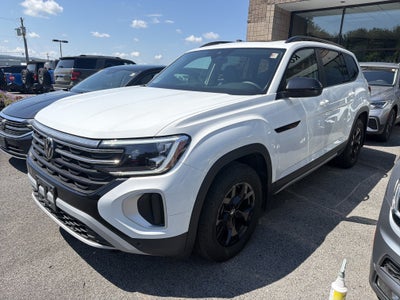 2024 Volkswagen Atlas 2.0T Peak Edition SE w/Technology 4MOTION