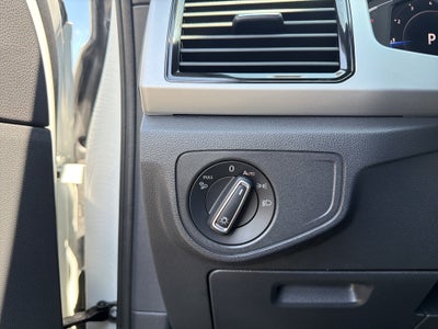 2023 Volkswagen Atlas Cross Sport 2.0T SE w/Technology 4MOTION