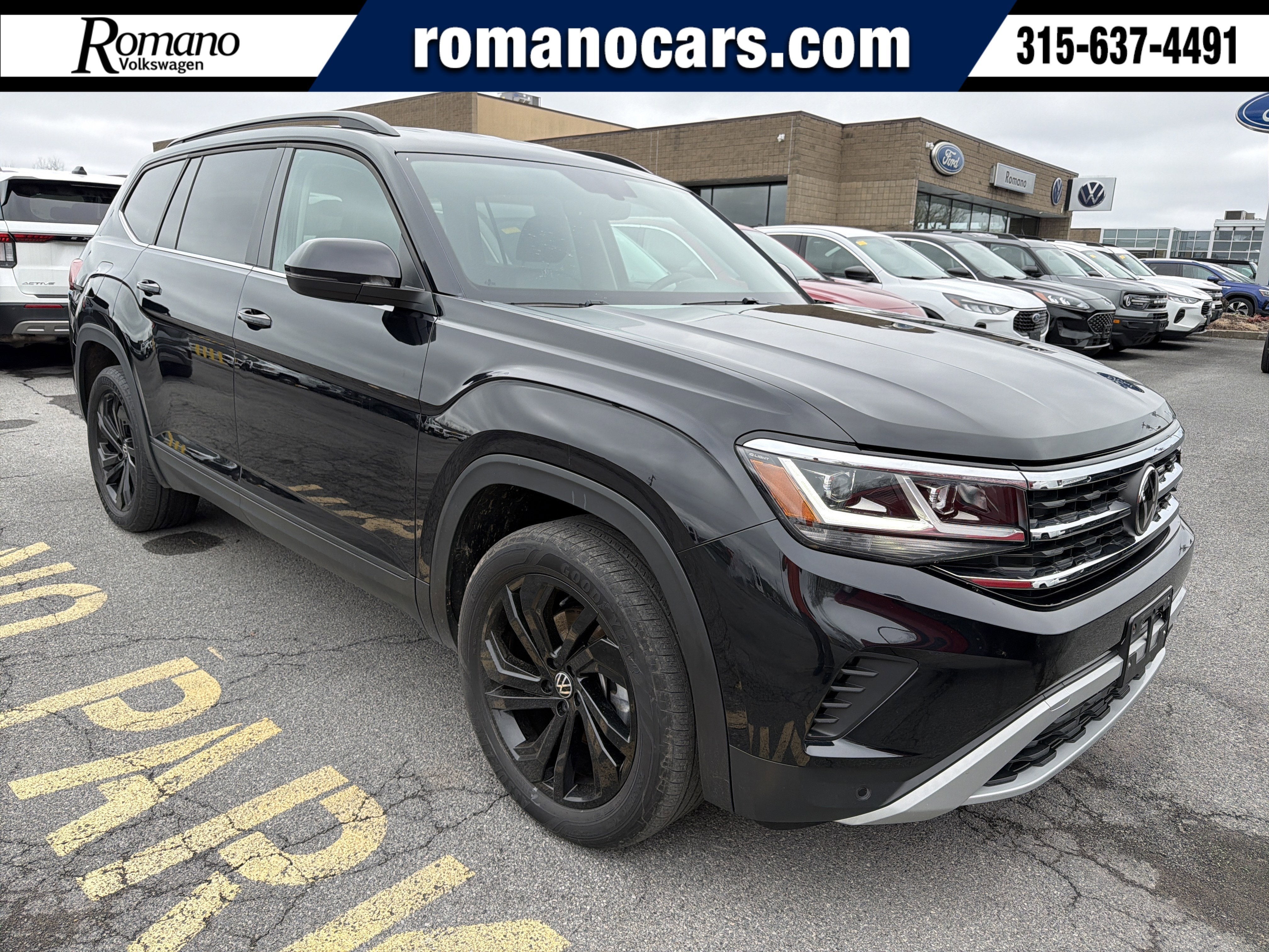 2023 Volkswagen Atlas 2.0T SE w/Technology 4MOTION