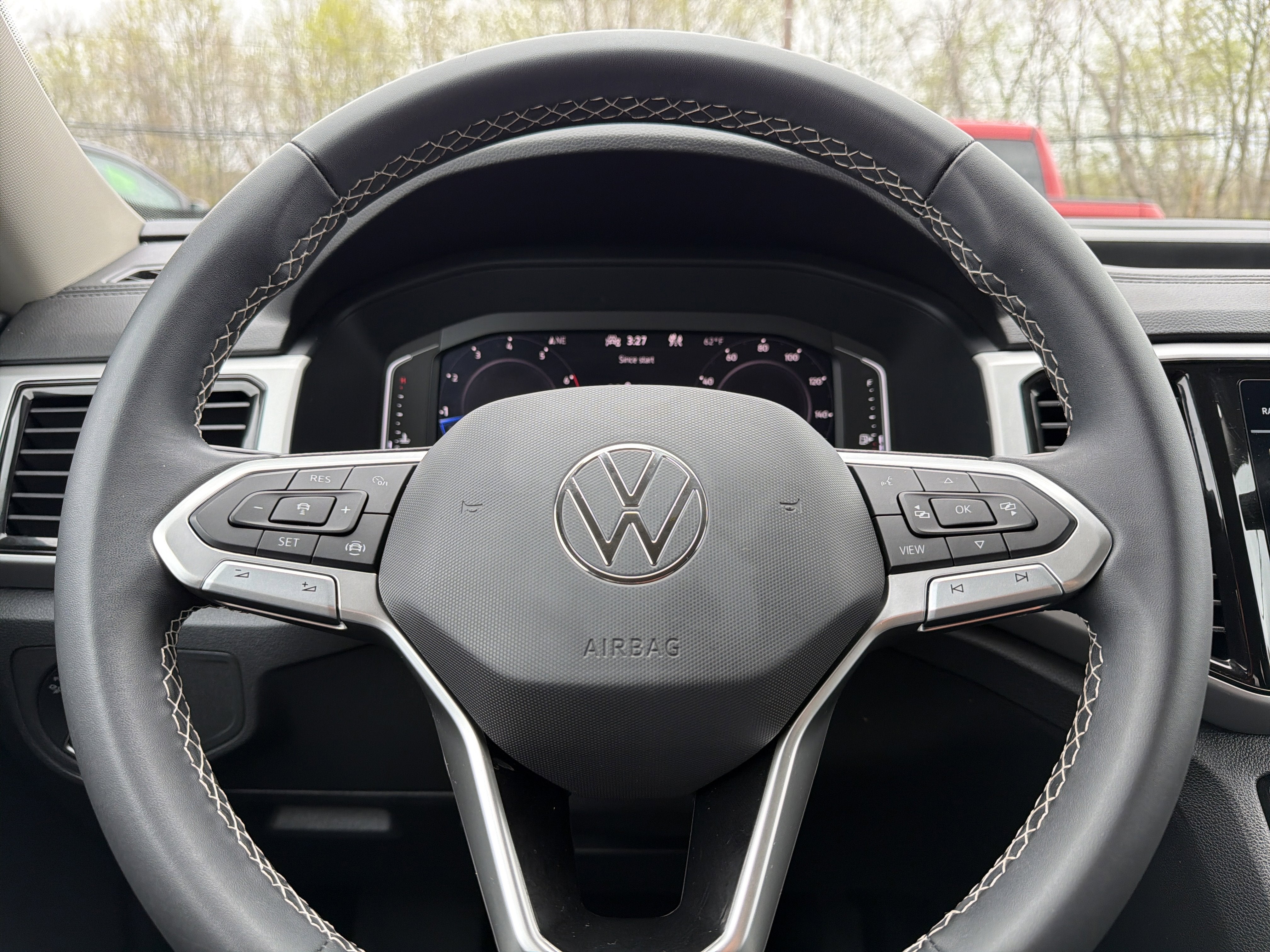 2023 Volkswagen Atlas 2.0T SE w/Technology 4MOTION