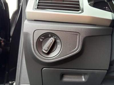 2023 Volkswagen Atlas 2.0T SE w/Technology 4MOTION