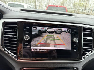 2023 Volkswagen Atlas 2.0T SE w/Technology 4MOTION