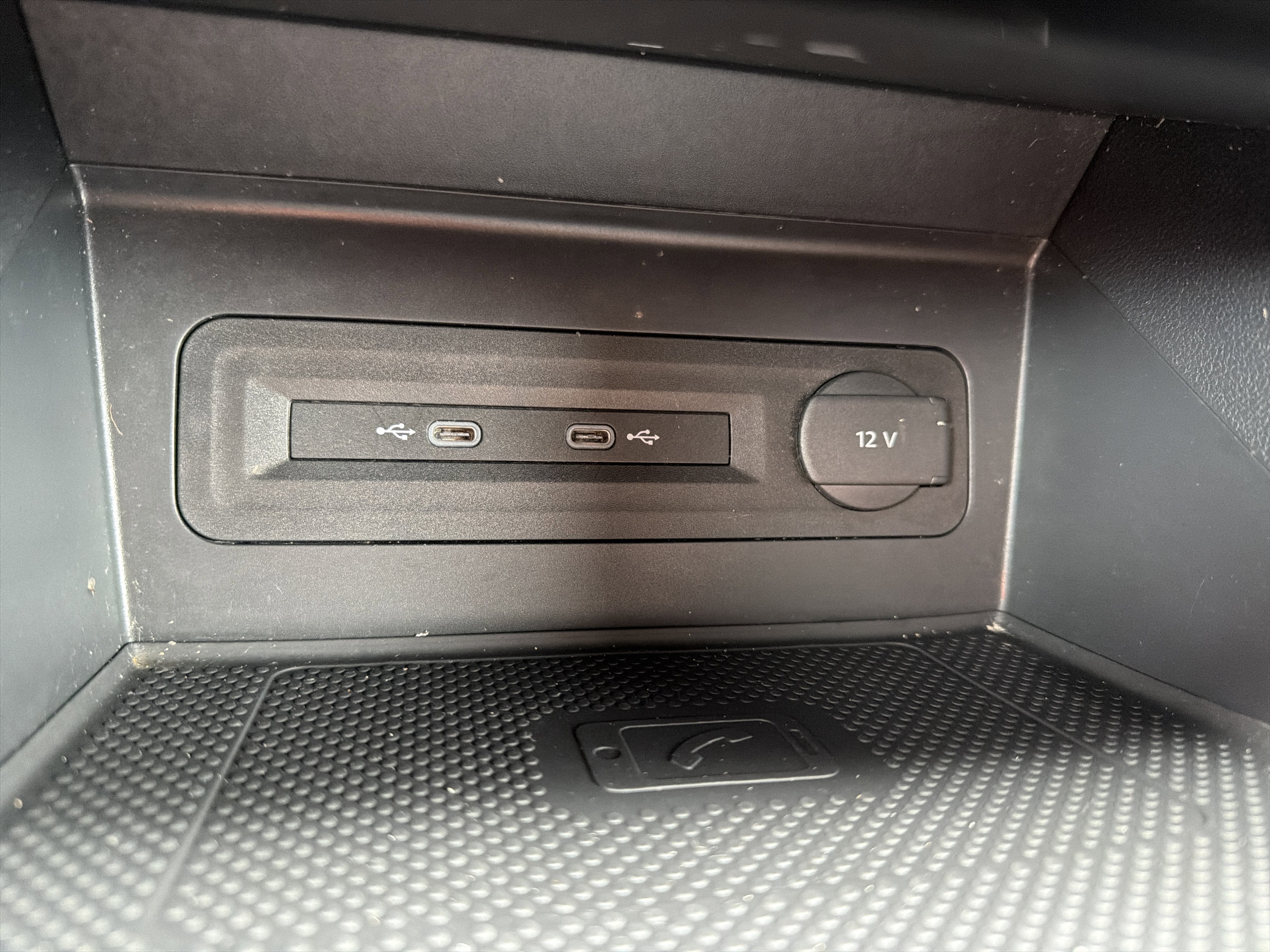 2023 Volkswagen Atlas 2.0T SE w/Technology 4MOTION