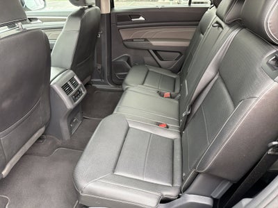 2023 Volkswagen Atlas 2.0T SE w/Technology 4MOTION