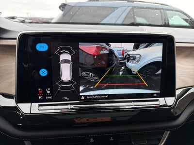 2025 Volkswagen Atlas 2.0T SE w/Technology 4MOTION