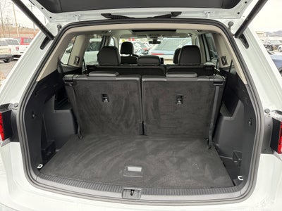 2025 Volkswagen Atlas 2.0T SE w/Technology 4MOTION