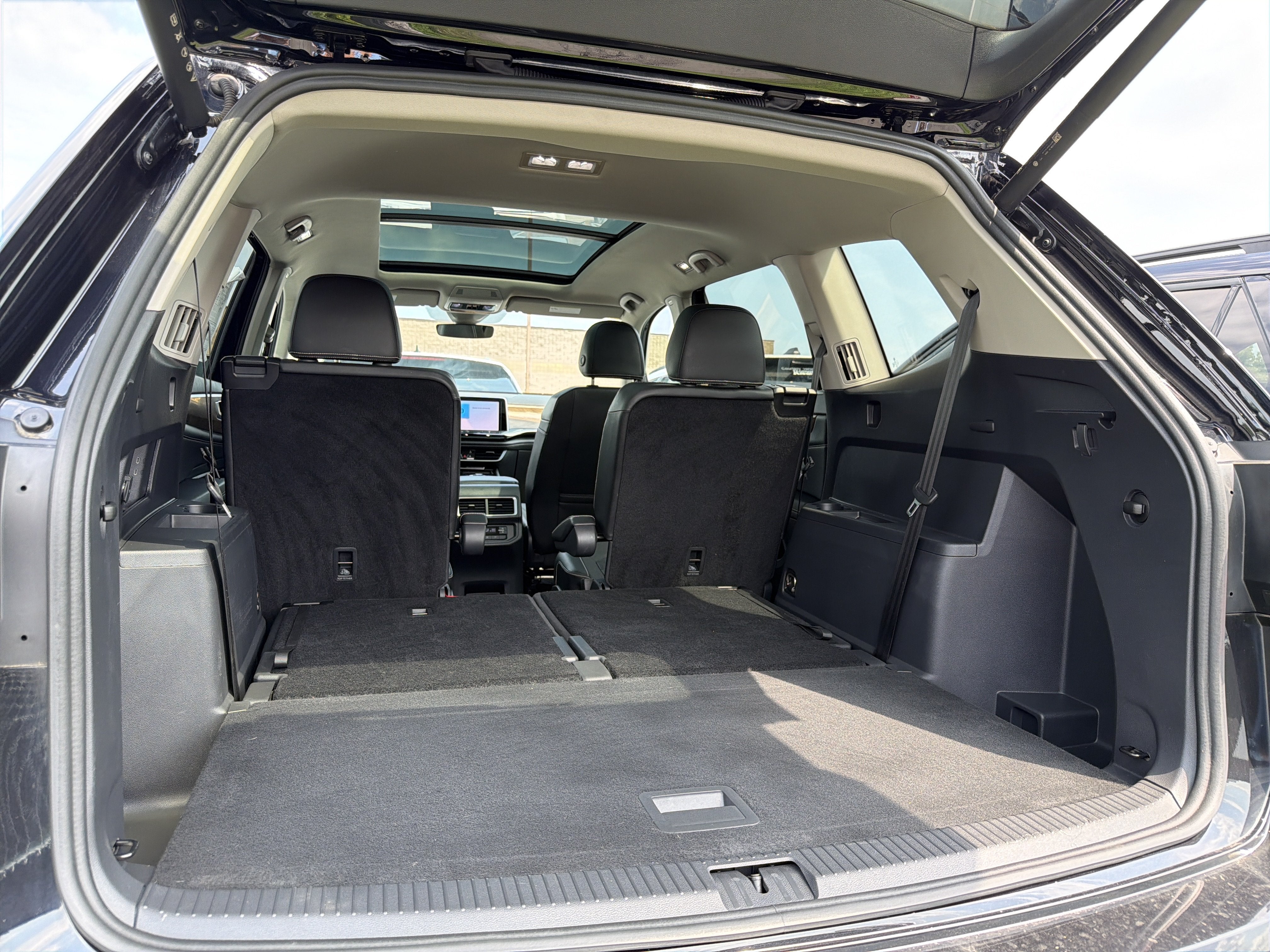 2024 Volkswagen Atlas 2.0T SE w/Technology 4MOTION