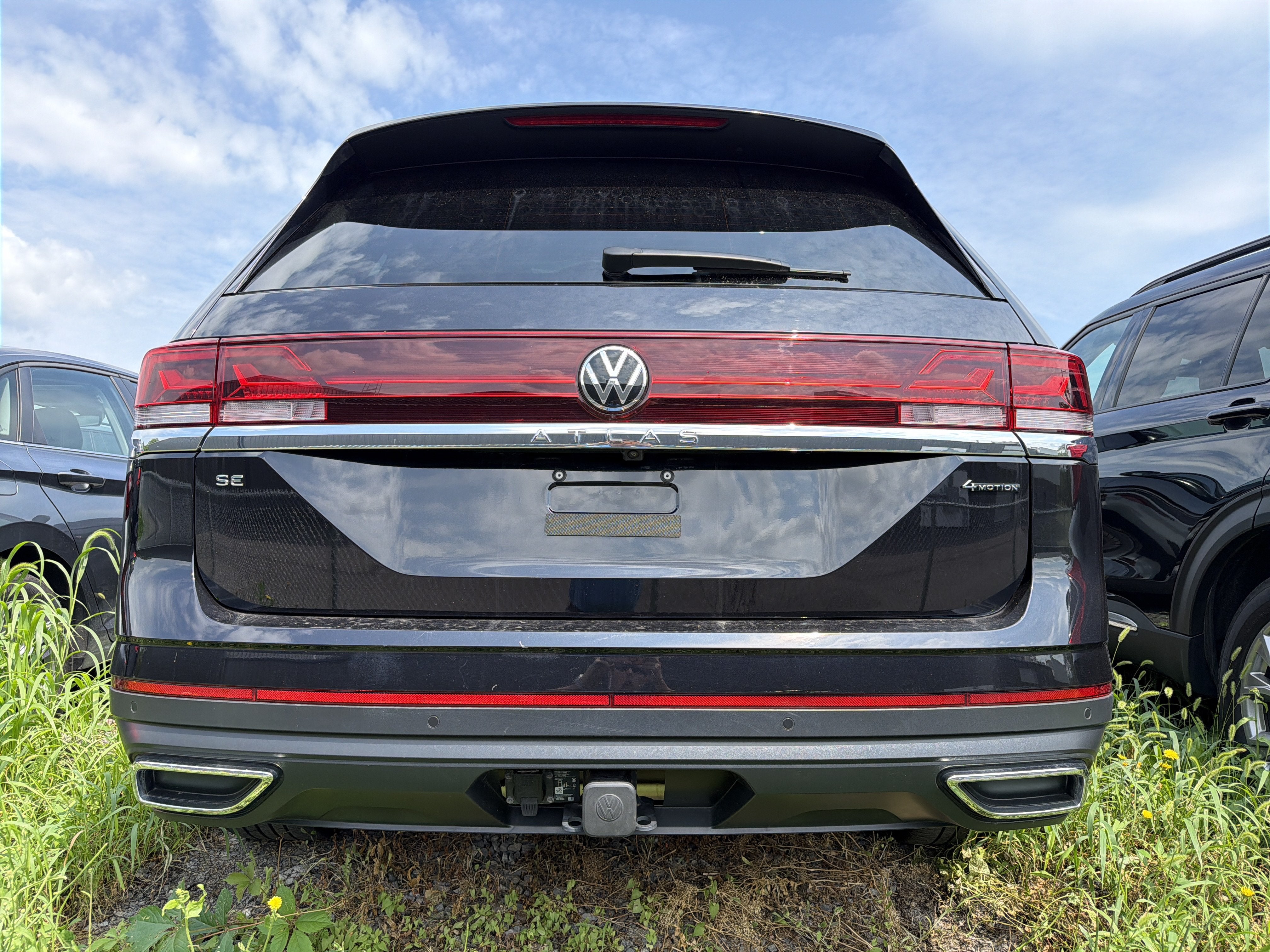 2024 Volkswagen Atlas 2.0T SE w/Technology 4MOTION