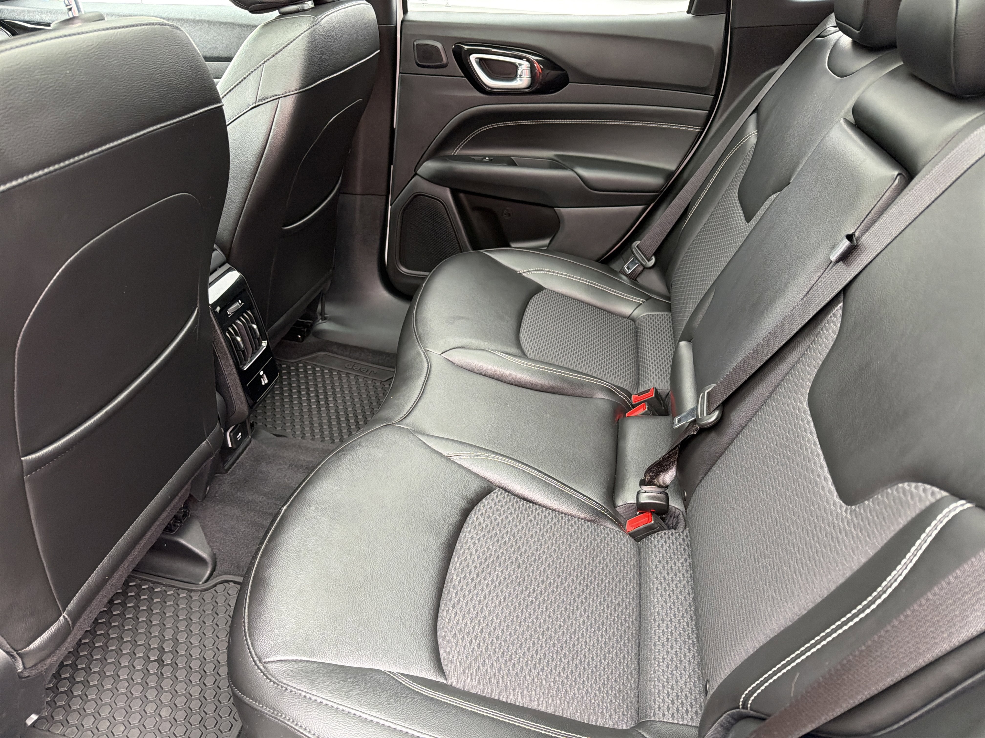2023 Jeep Compass Altitude