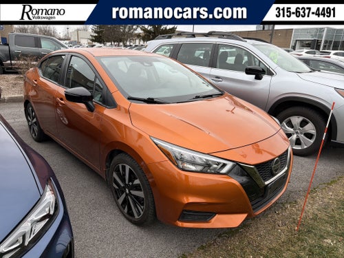 2022 Nissan Versa SR