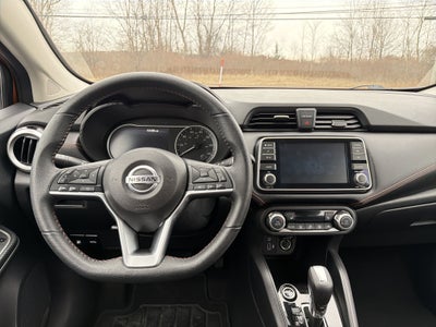 2022 Nissan Versa SR