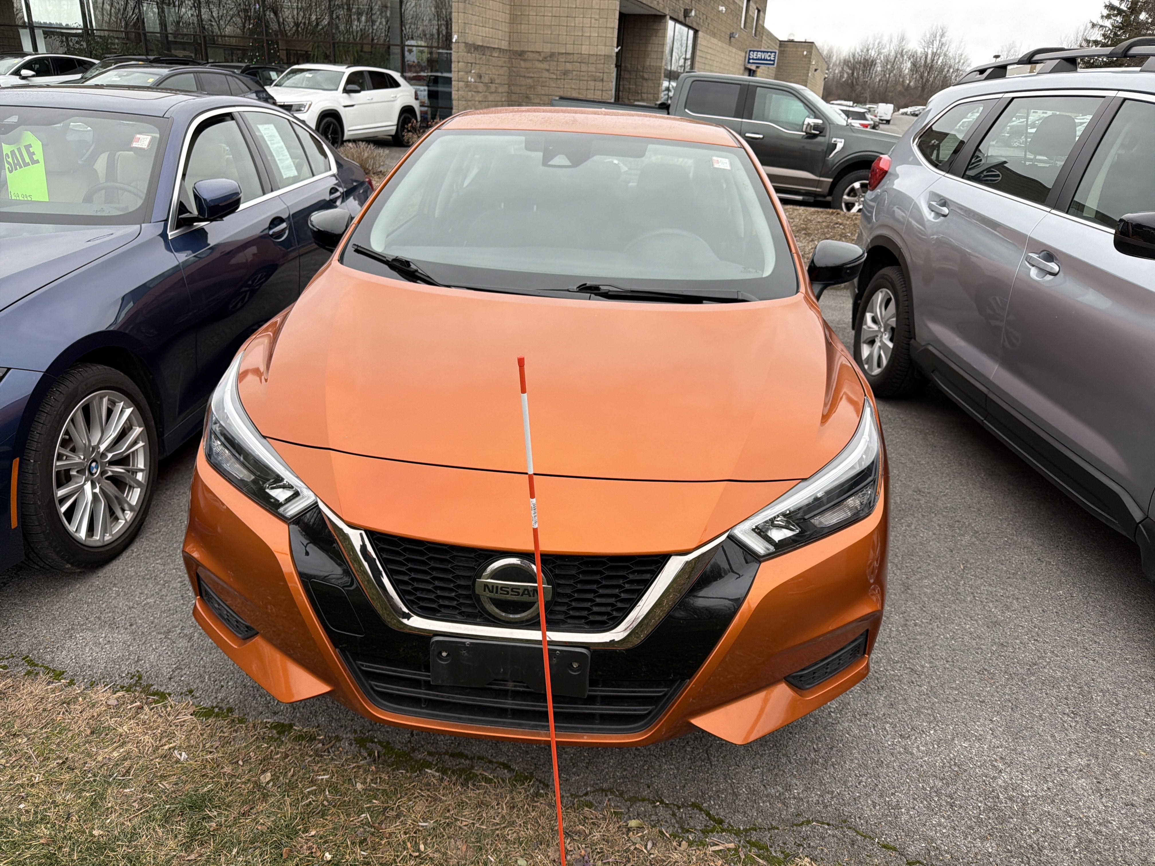 2022 Nissan Versa SR