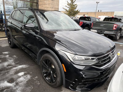 2023 Volkswagen Tiguan SE R-Line Black