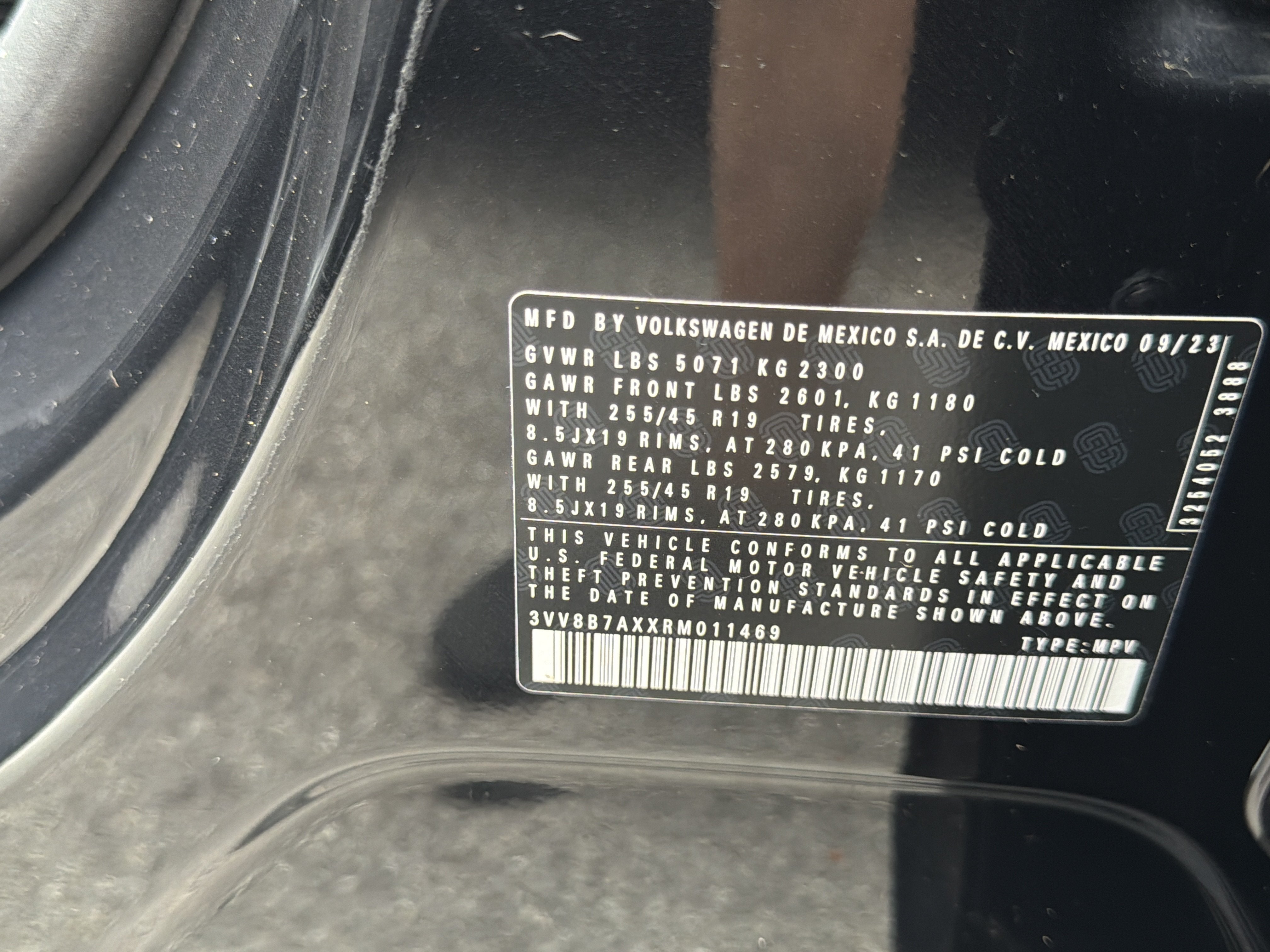 2024 Volkswagen Tiguan 2.0T SE R-Line Black 4MOTION