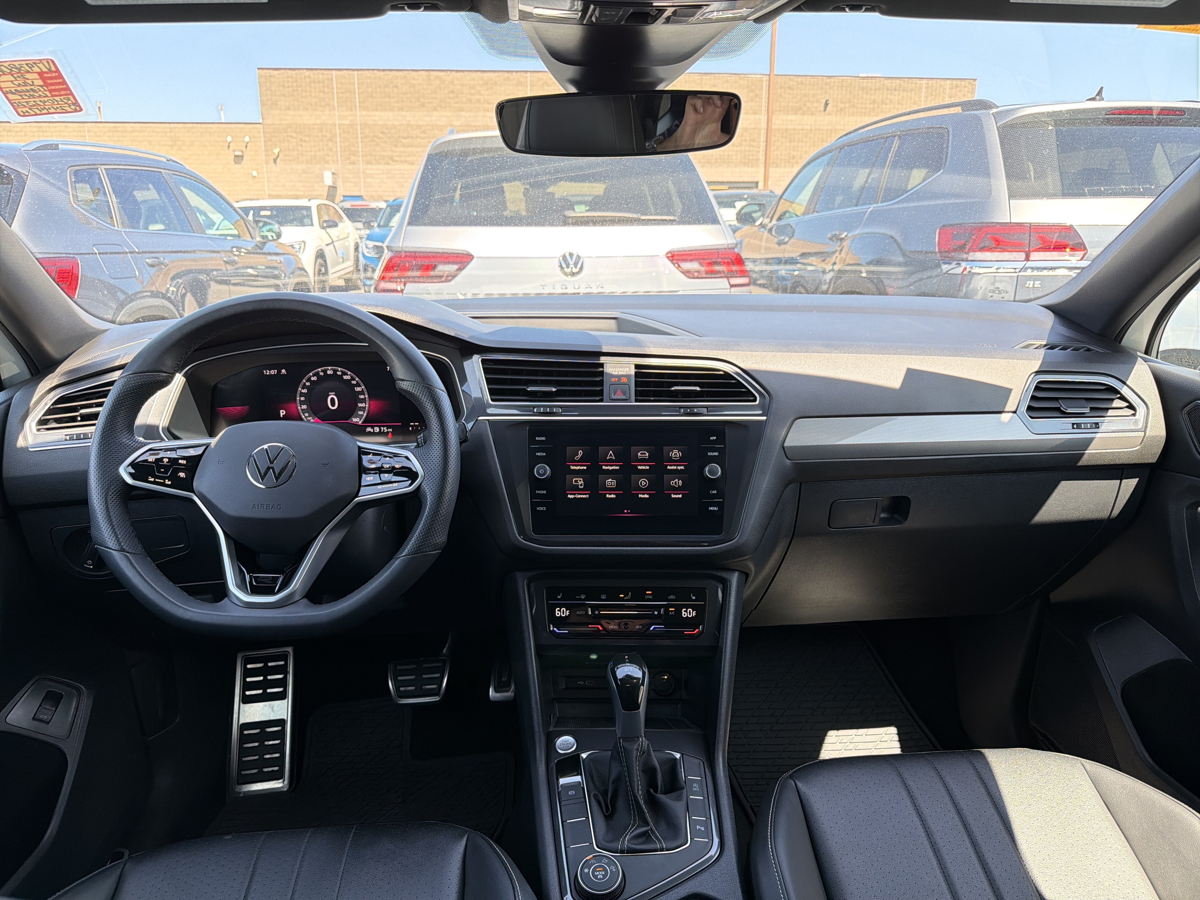 2024 Volkswagen Tiguan 2.0T SE R-Line Black 4MOTION